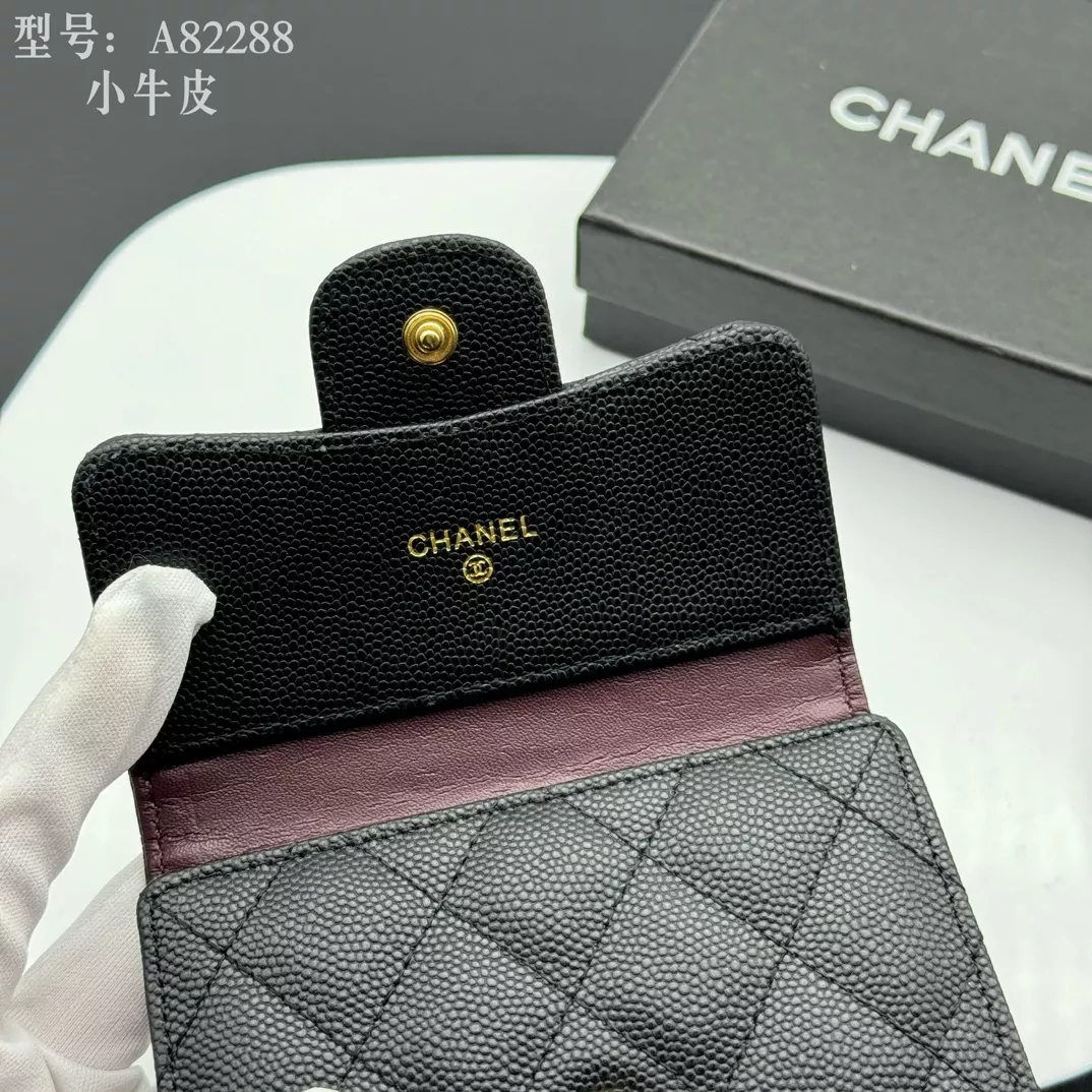 Resilient 6663 Chanel Wallets