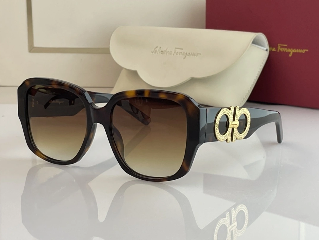 Resilient 6697 Salvatore Ferragamo AAA Quality Sunglasses