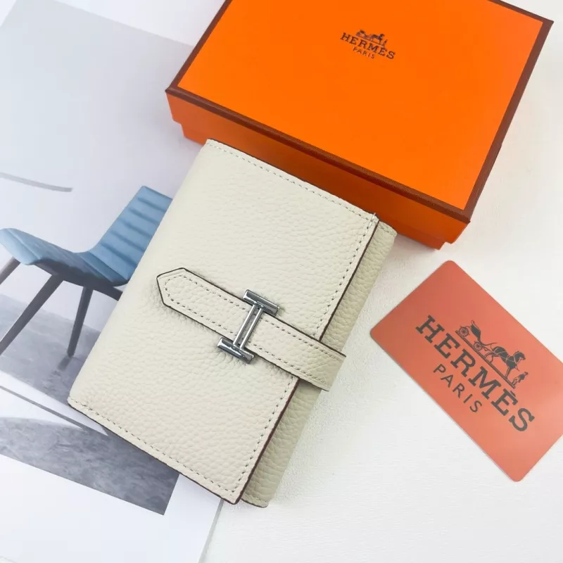 Resilient 6733 Hermes Card Case