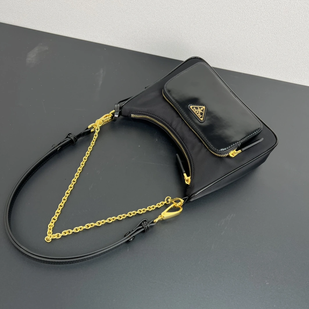 Resilient 6825 Prada AAA Quality Shoulder Bags For Women