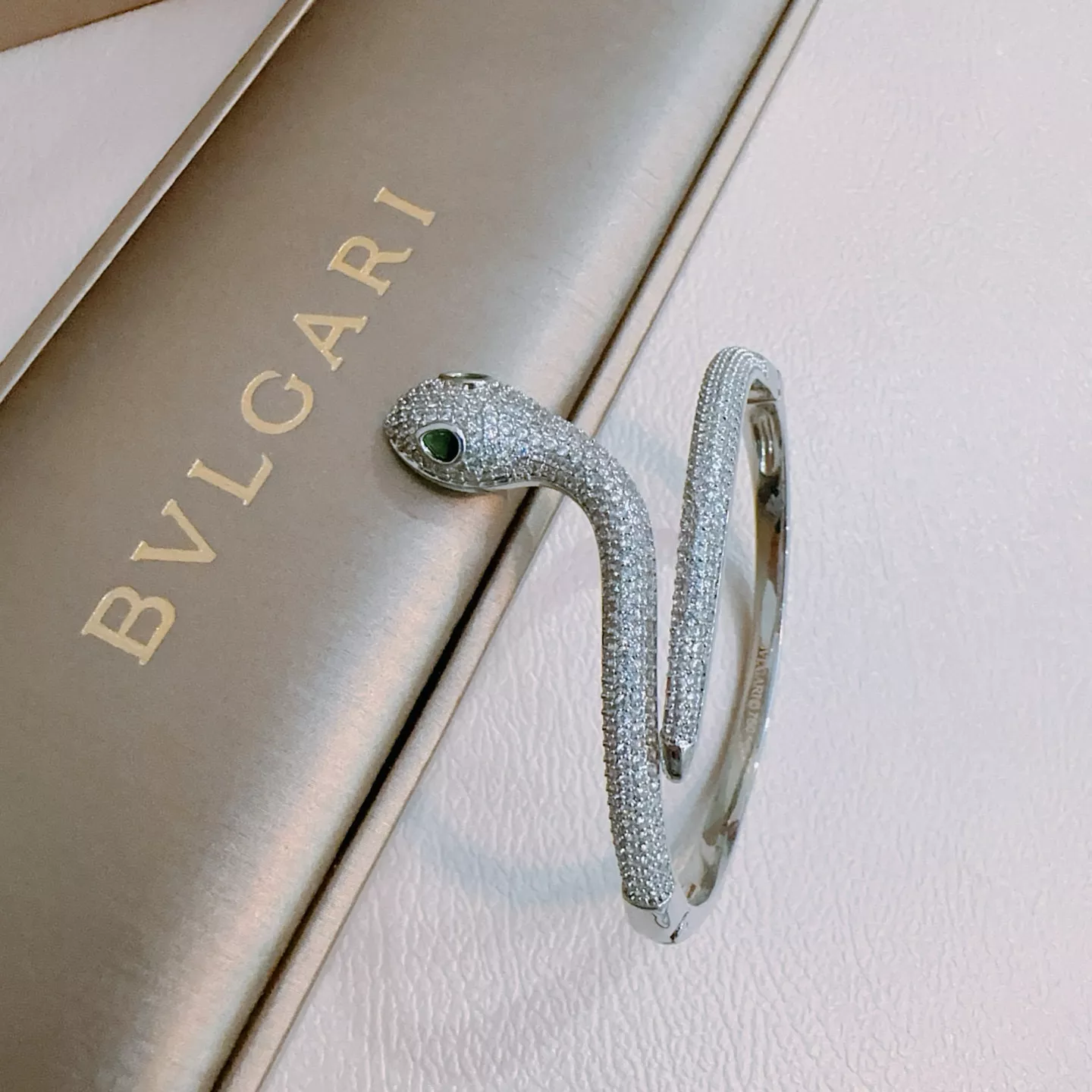 Resilient 6986 Bvlgari Bracelets