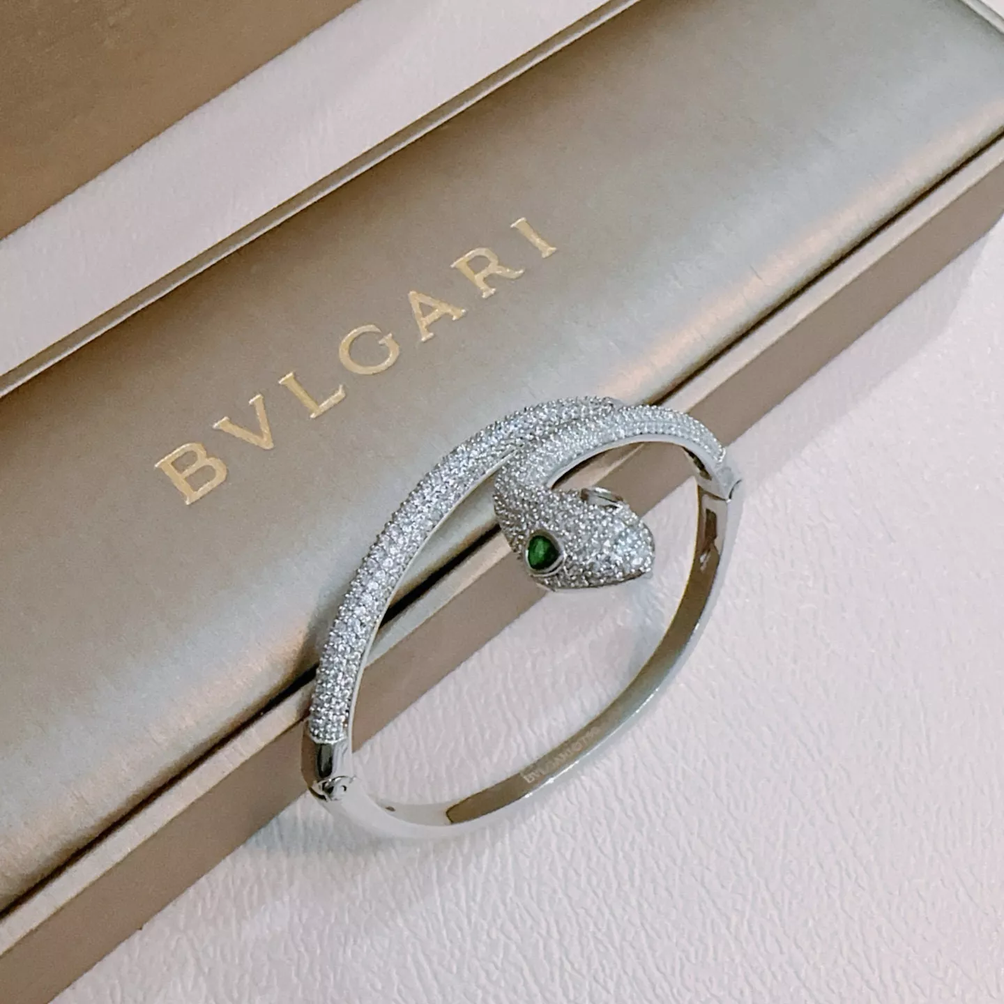 Resilient 6986 Bvlgari Bracelets