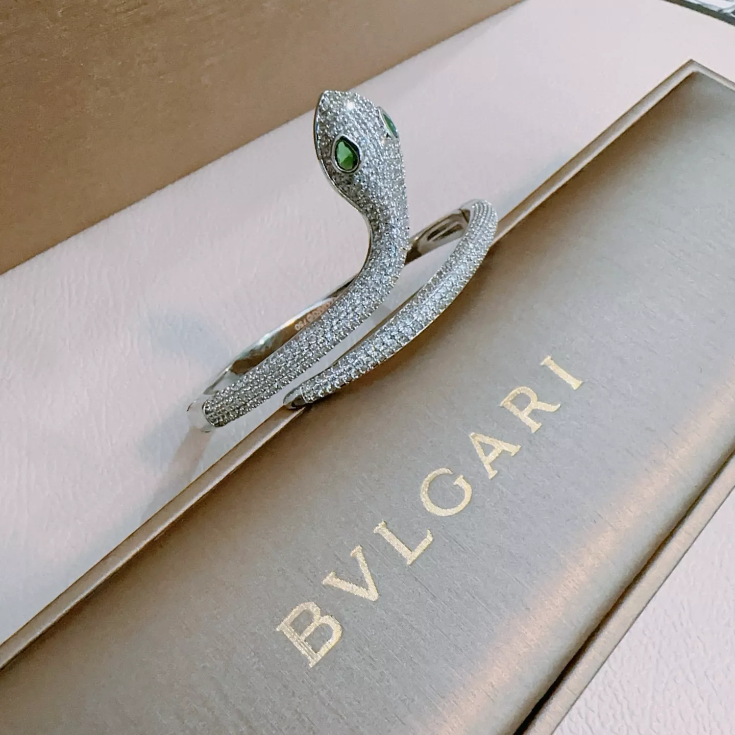 Resilient 6986 Bvlgari Bracelets