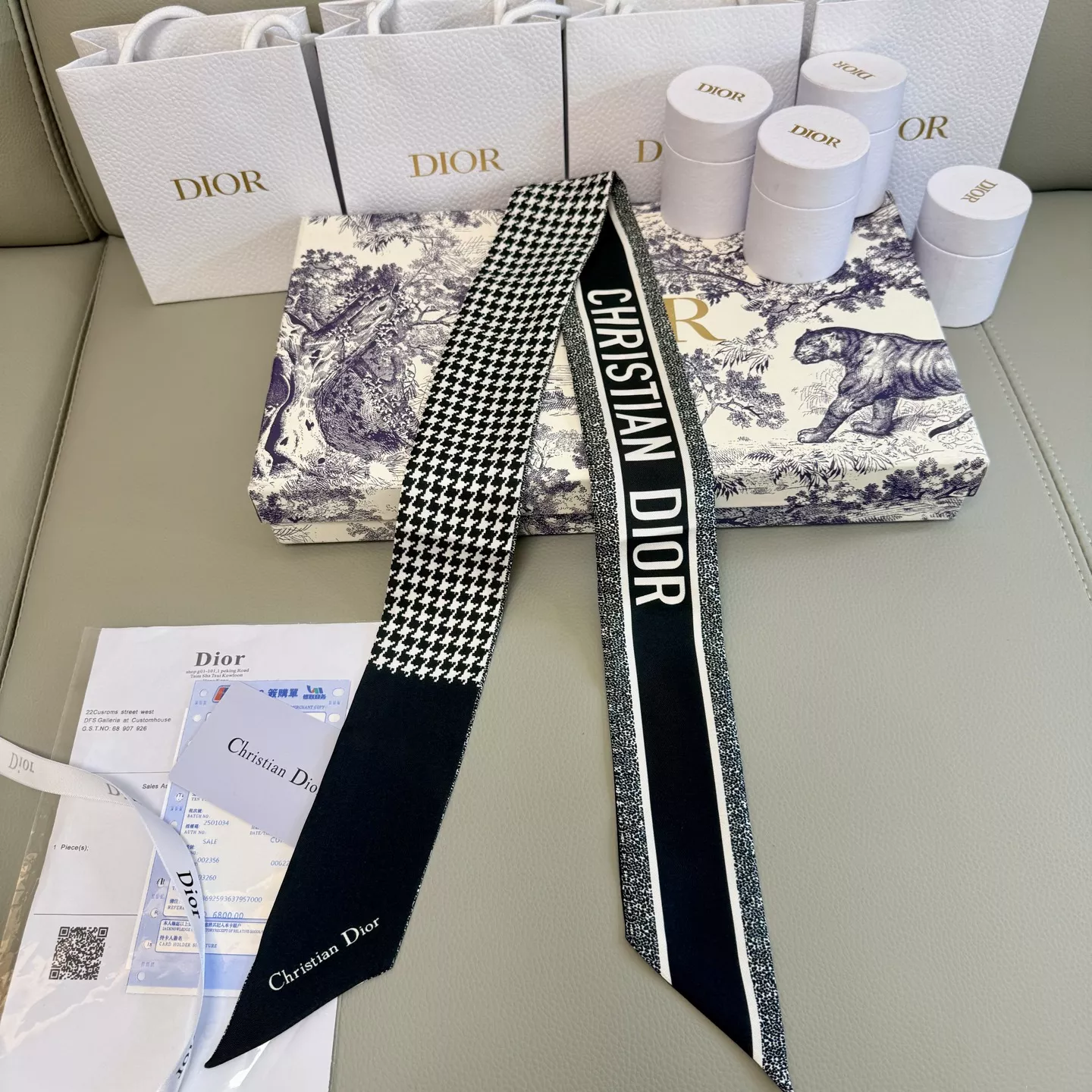 Resilient 7021 Christian Dior Silk Scarf