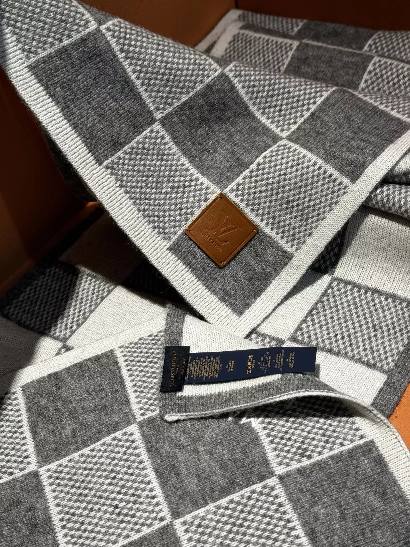 Resilient 7080 Louis Vuitton Scarf For Unisex