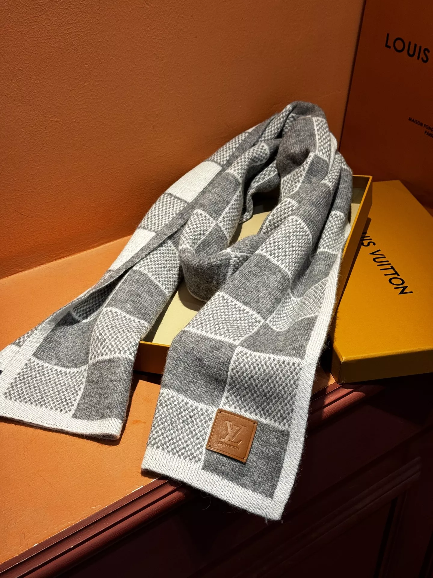 Resilient 7080 Louis Vuitton Scarf For Unisex