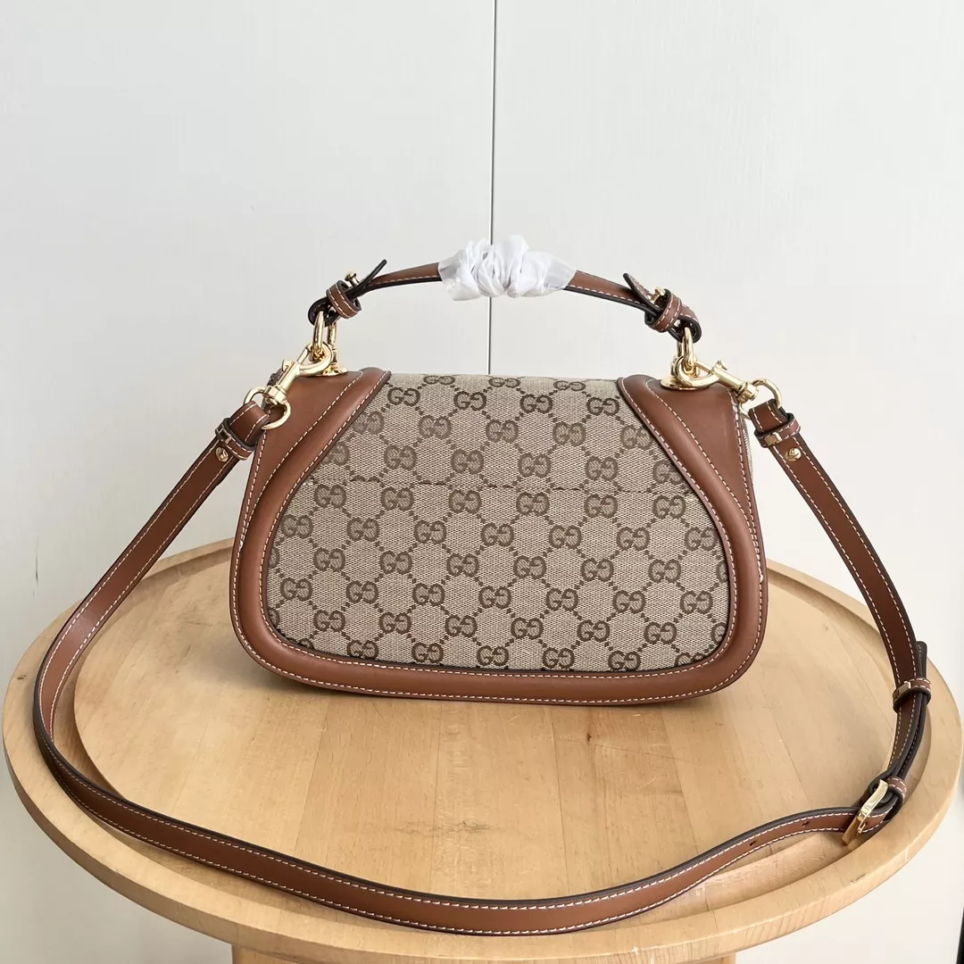 Resilient 7110 Gucci AAA Quality Messenger Bags For Women