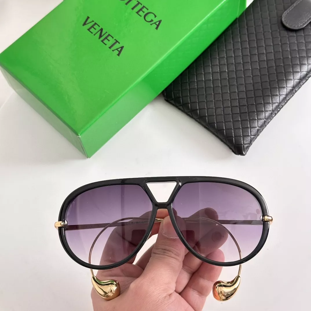 Resilient 7361 Bottega Veneta AAA Quality Sunglasses