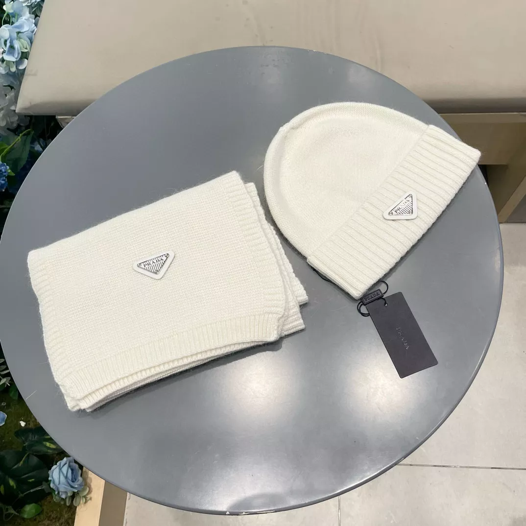 Resilient 7387 Prada Hat and Scarf Set