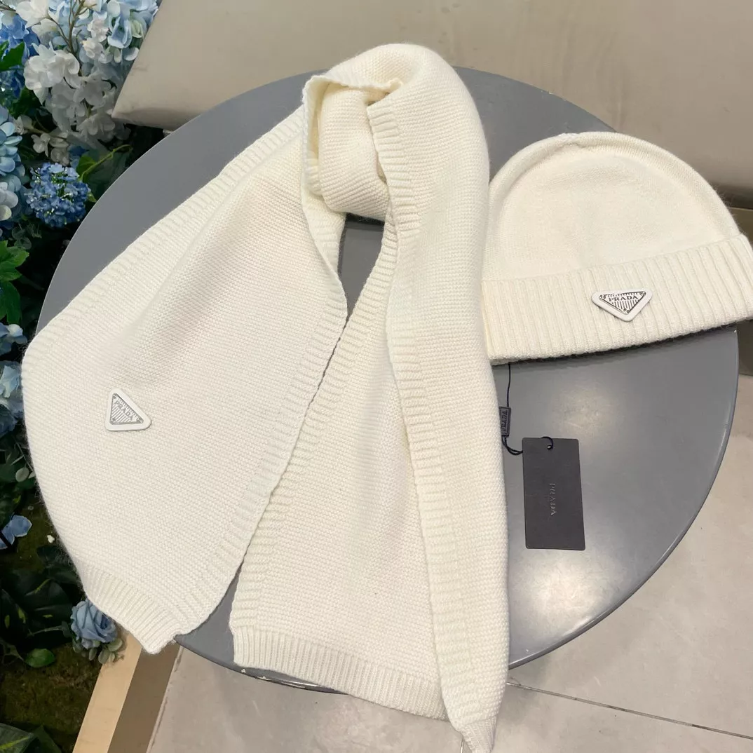 Resilient 7387 Prada Hat and Scarf Set