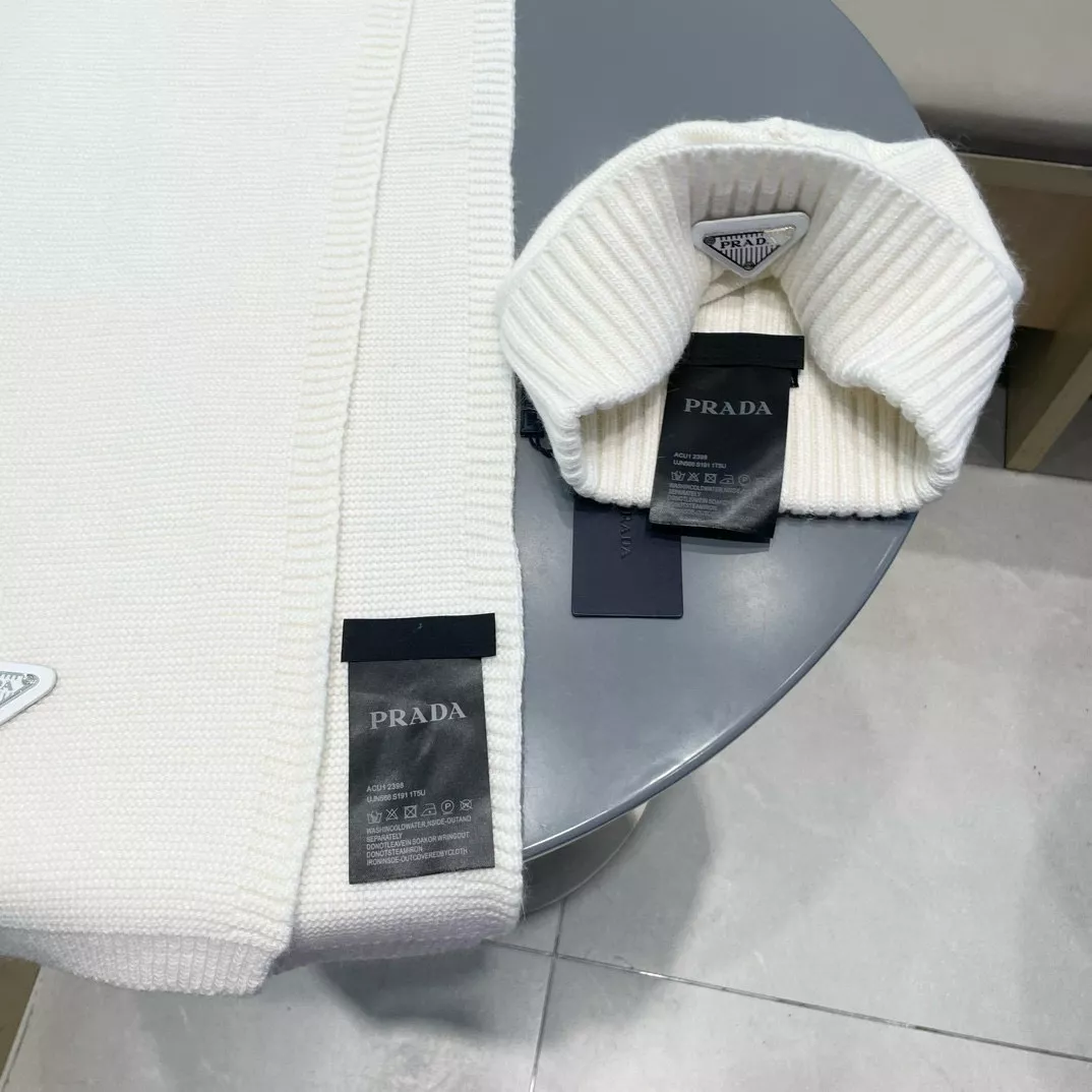 Resilient 7387 Prada Hat and Scarf Set