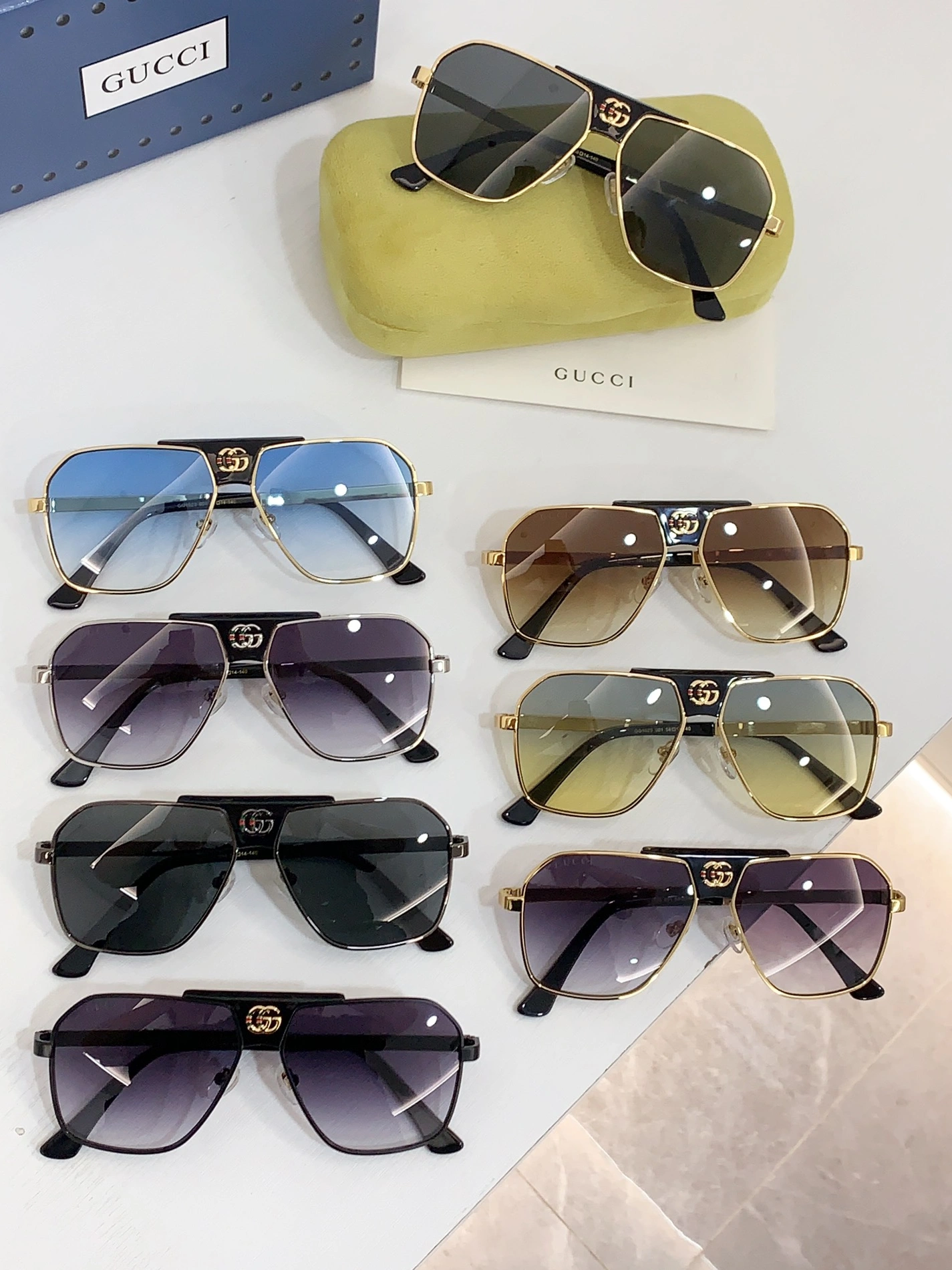 Resilient 7561 Gucci AAA Quality Sunglasses