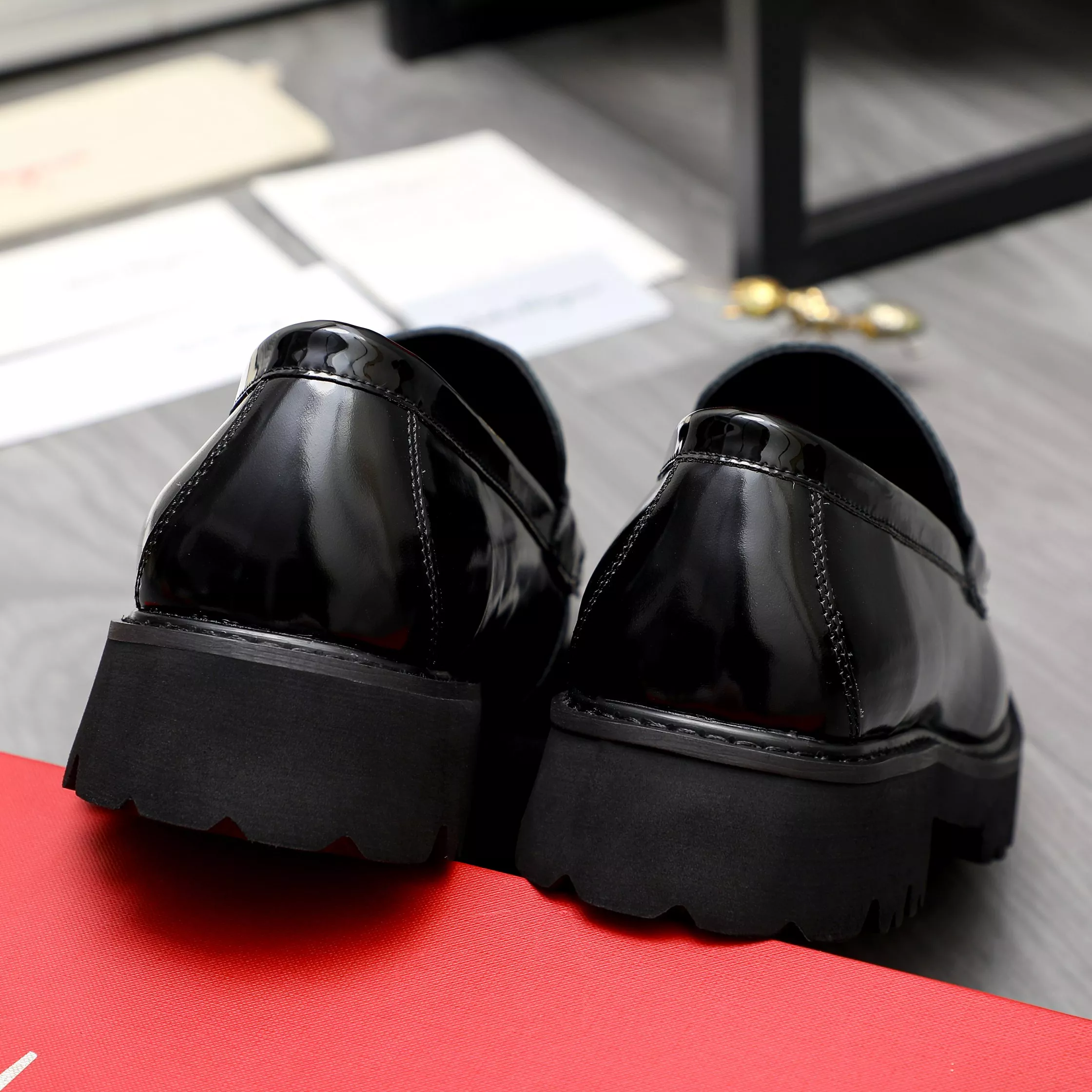 Resilient 7635 Salvatore Ferragamo Leather Shoes For Men