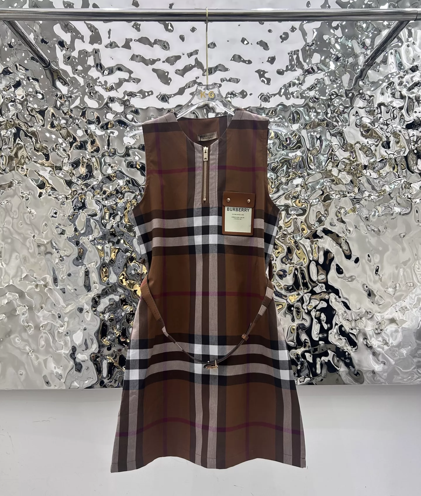 Resilient 767 Burberry Dresses Sleeveless For Women