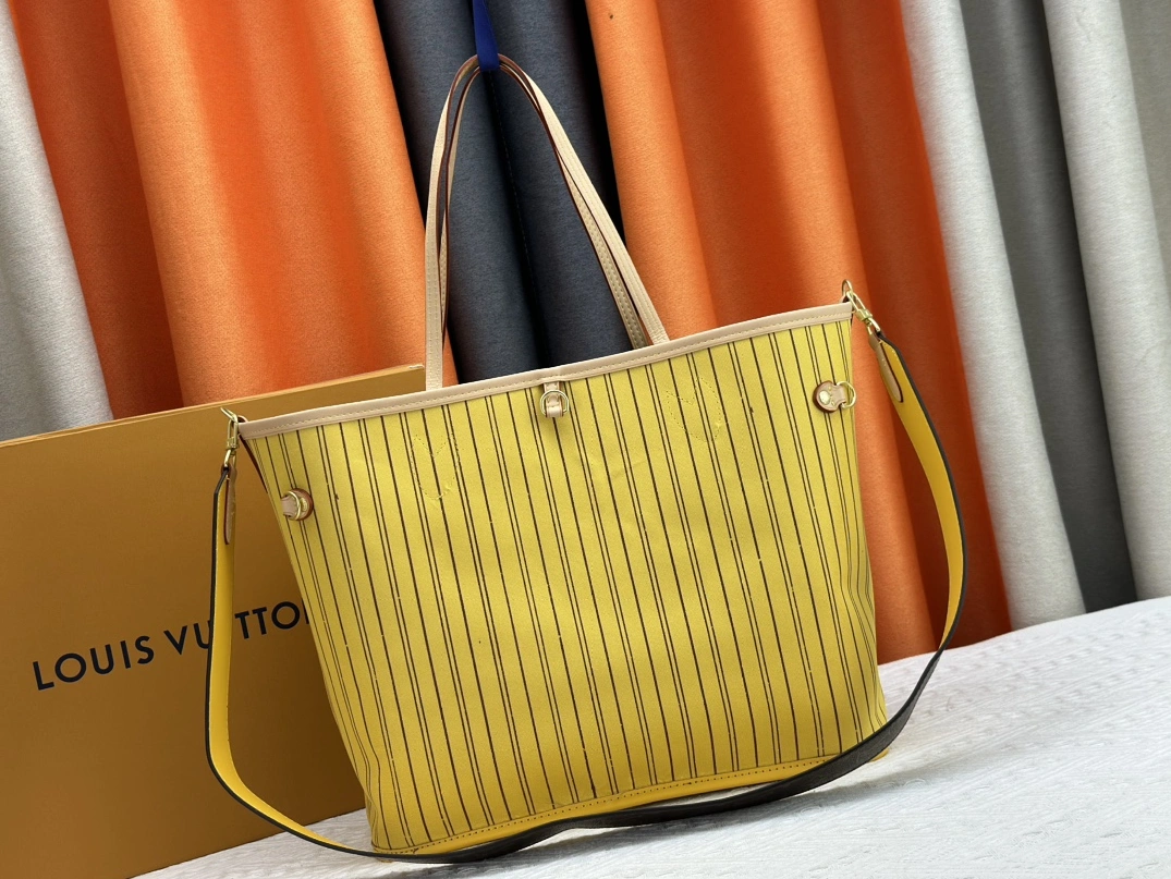 Resilient 7746 Louis Vuitton AAA Quality Shoulder Bags For Women