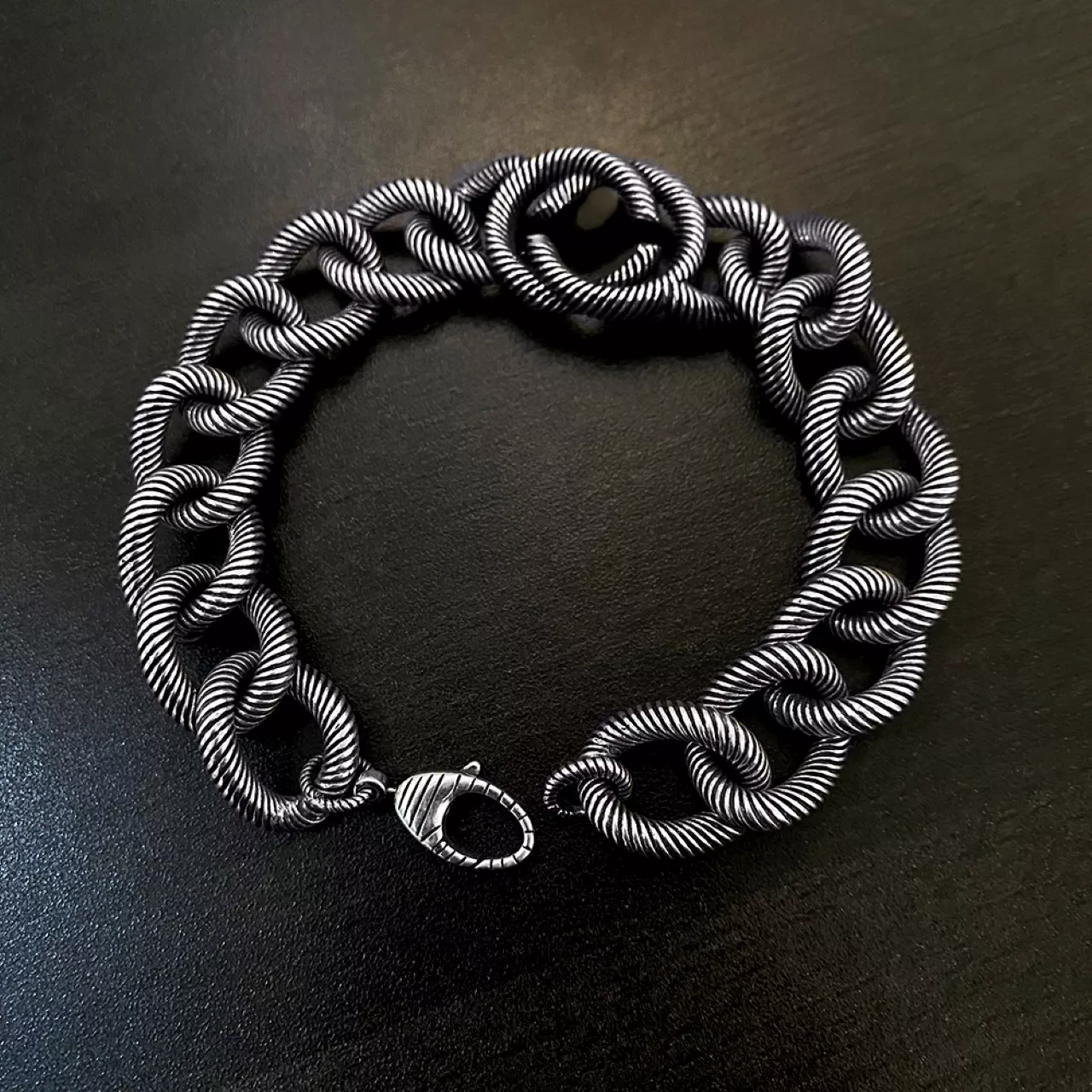 Resilient 7886 Gucci Bracelets