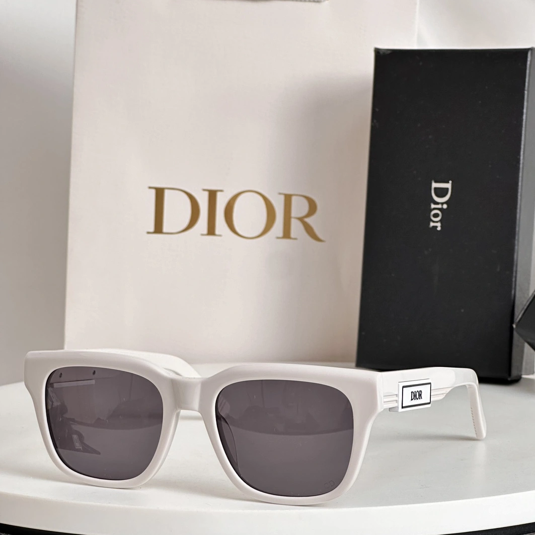 Resilient 7911 Christian Dior AAA Quality Sunglasses