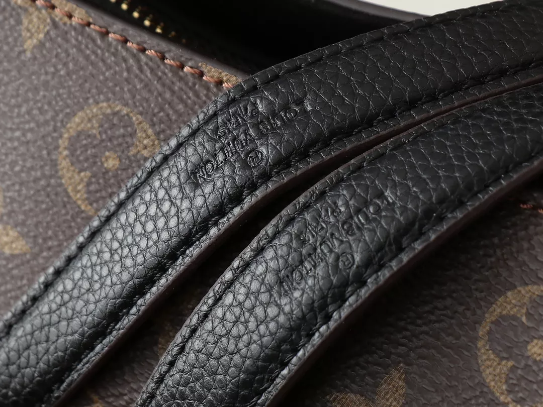 Resilient 7953 Louis Vuitton AAA Quality Shoulder Bags For Women