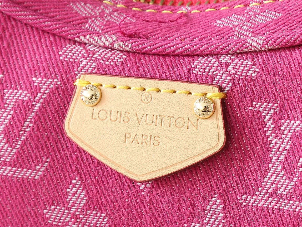 Resilient 7992 Louis Vuitton AAA Quality Shoulder Bags For Women