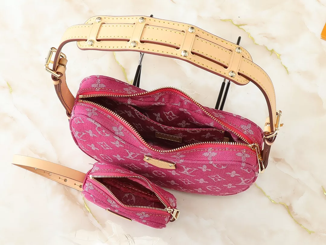 Resilient 7992 Louis Vuitton AAA Quality Shoulder Bags For Women