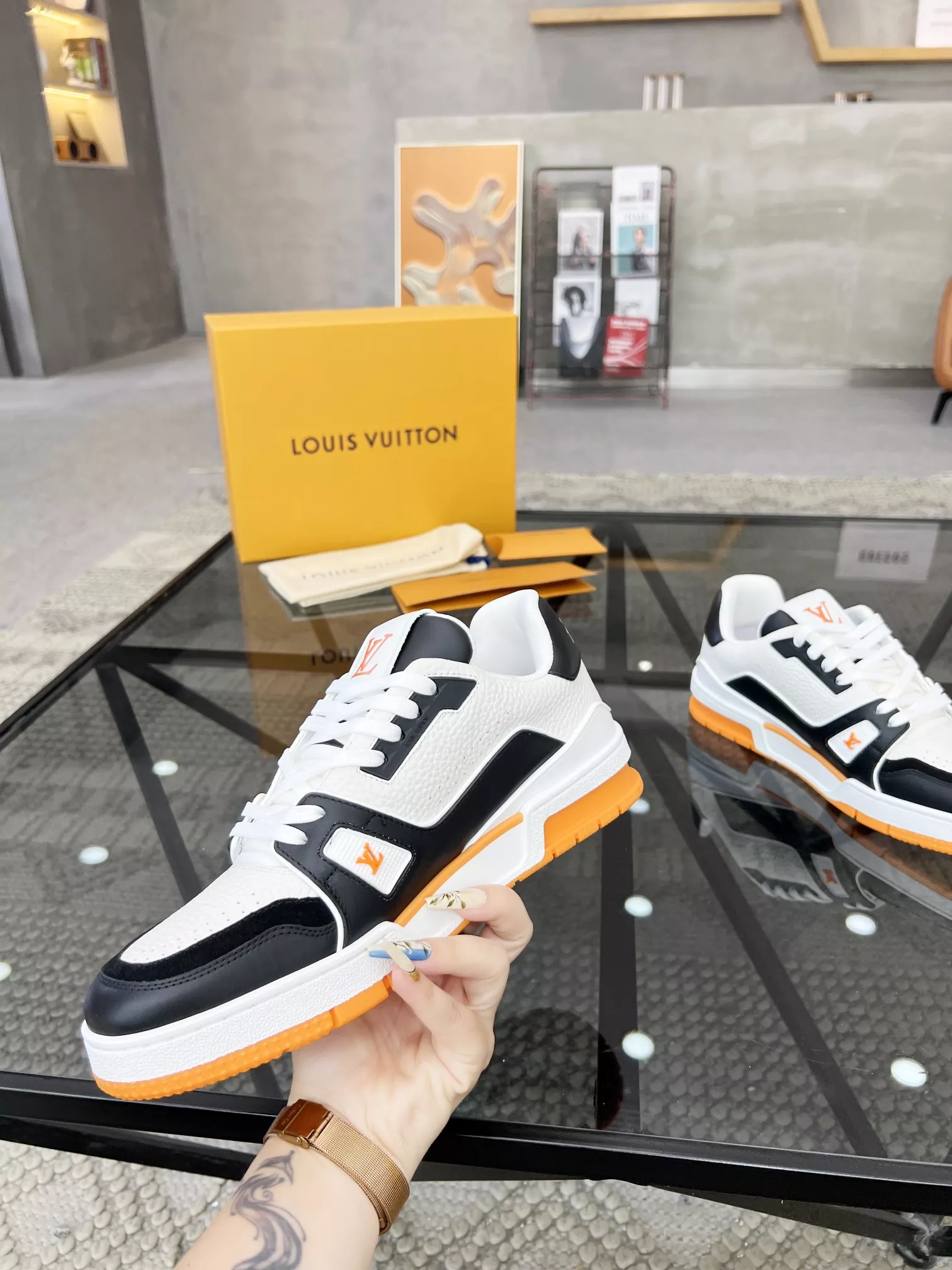 Resilient 8014 Louis Vuitton Casual Shoes For Men