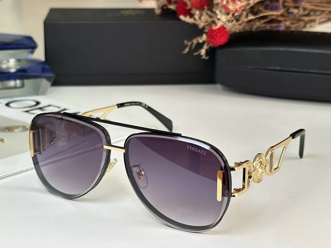 Resilient 8045 Versace AAA Quality Sunglasses