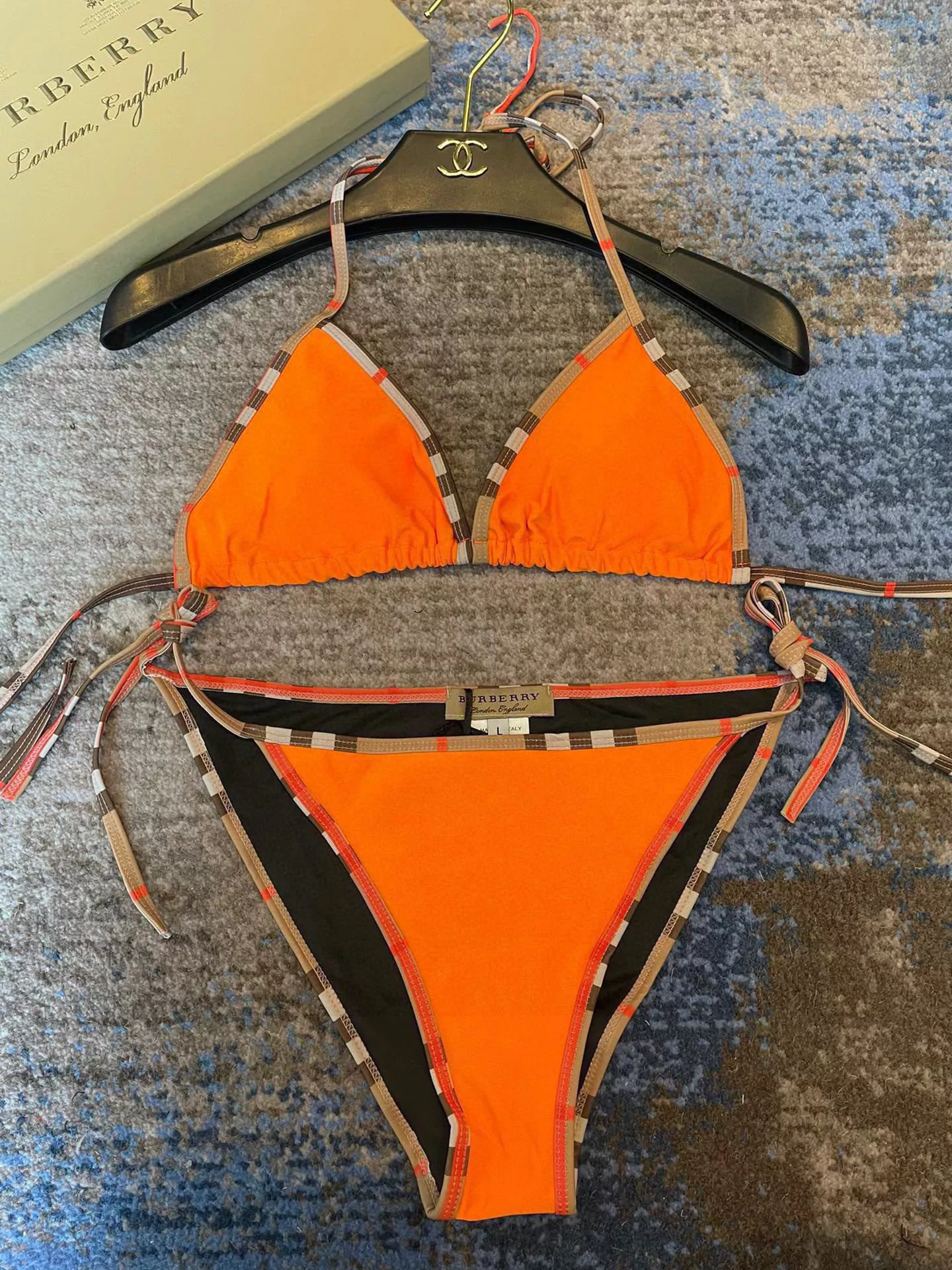 Resilient 8396 Burberry Bathing Suits For Women