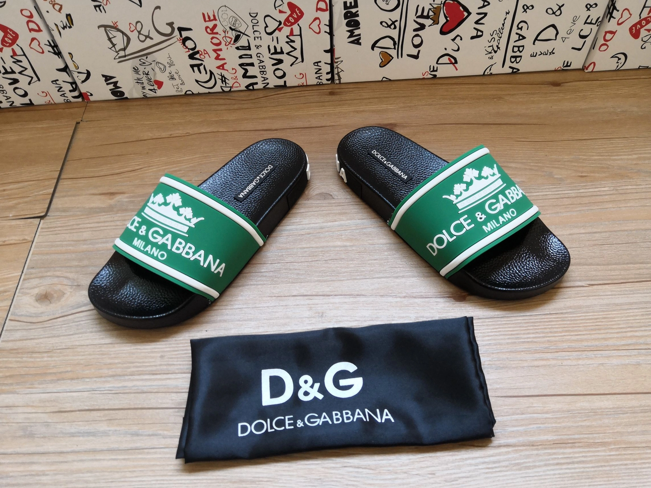 Resilient 8485 Dolce & Gabbana D&G Slippers For Women