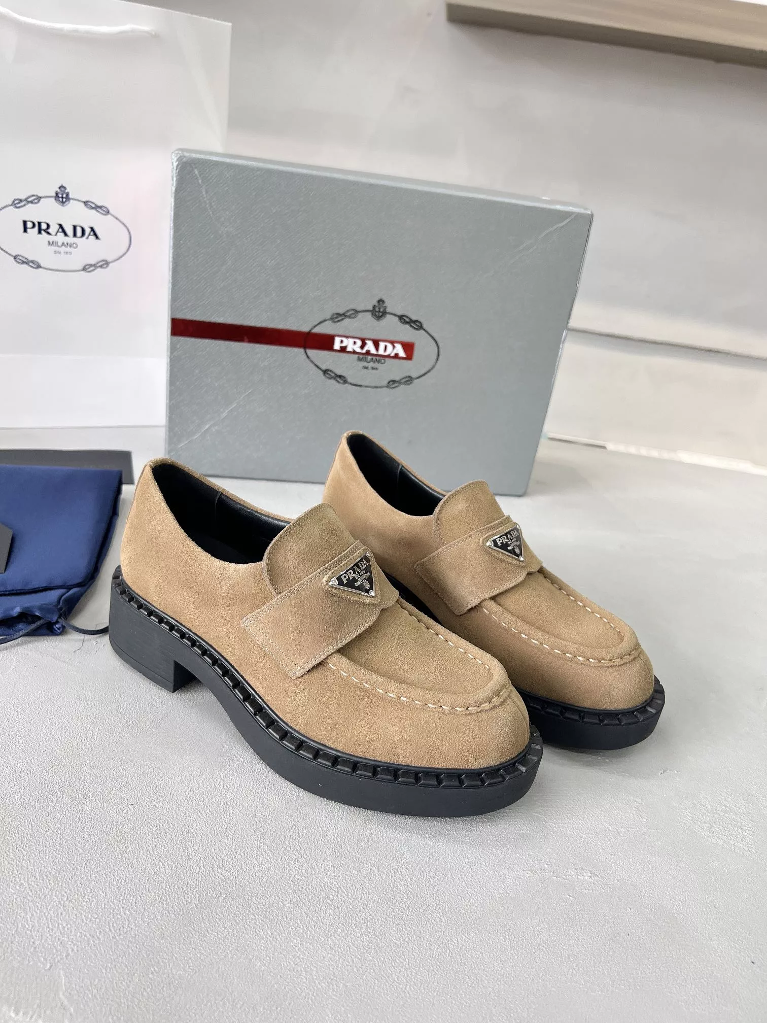 Resilient 8597 Prada Leather Shoes For Men