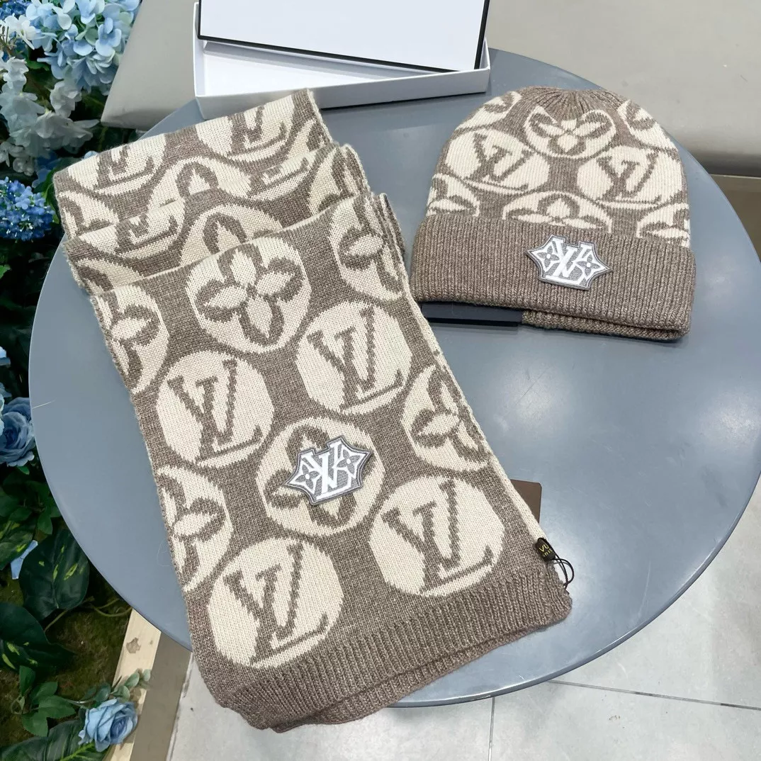 Resilient 8707 Louis Vuitton LV Hat and Scarf Set