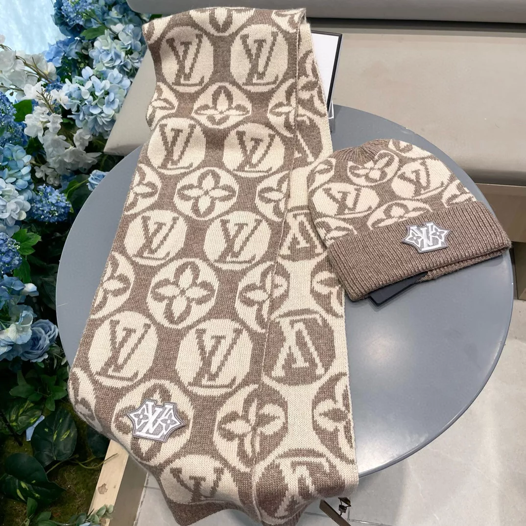 Resilient 8707 Louis Vuitton LV Hat and Scarf Set