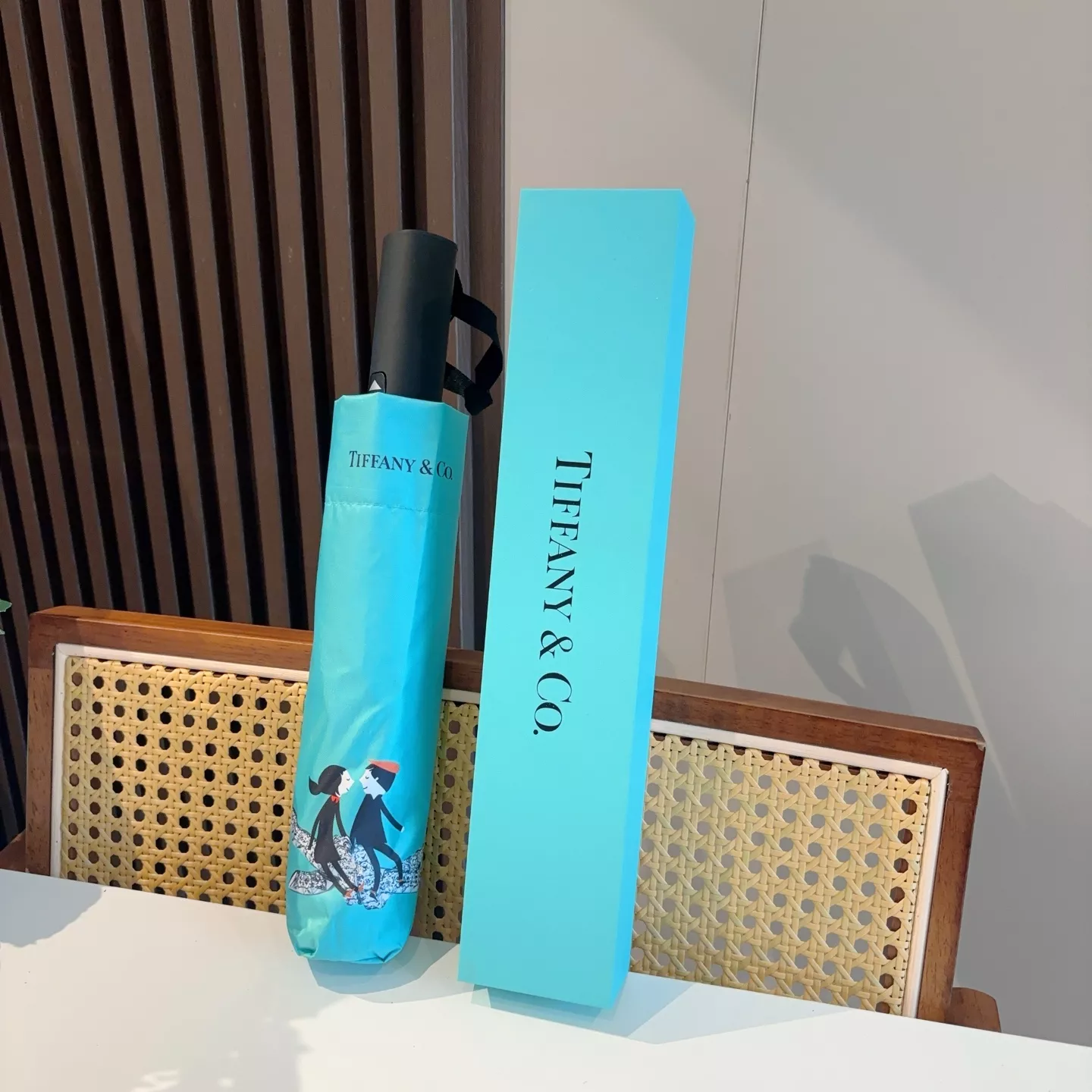 Resilient 8886 Tiffany Umbrellas