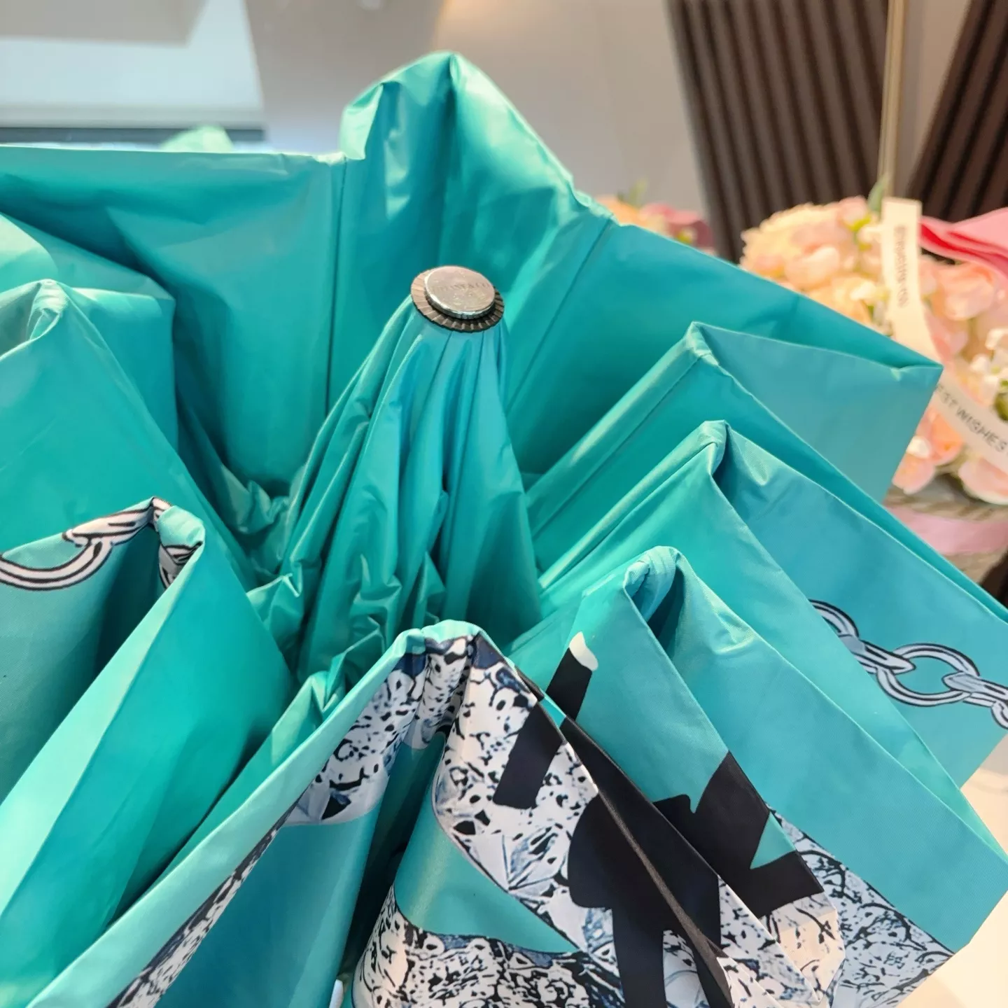 Resilient 8886 Tiffany Umbrellas