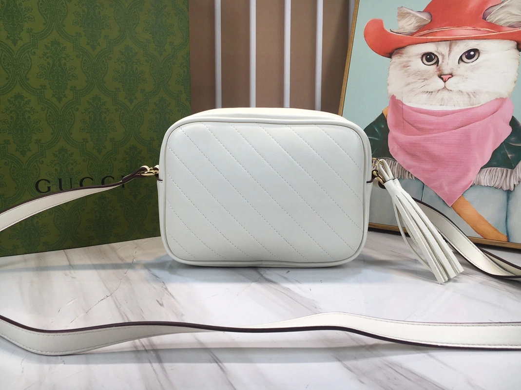 Resilient 8921 Gucci AAA Quality Messenger Bags For Women