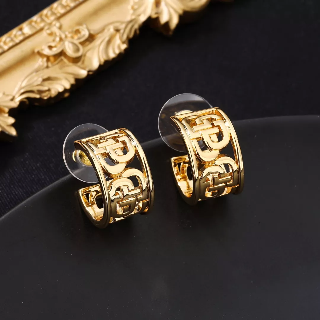 Resilient 8945 Balenciaga Earrings For Women