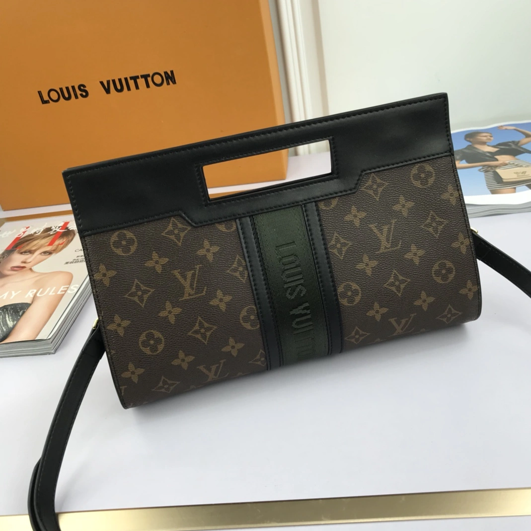 Resilient 8987 Louis Vuitton AAA Quality Messenger Bags For Women