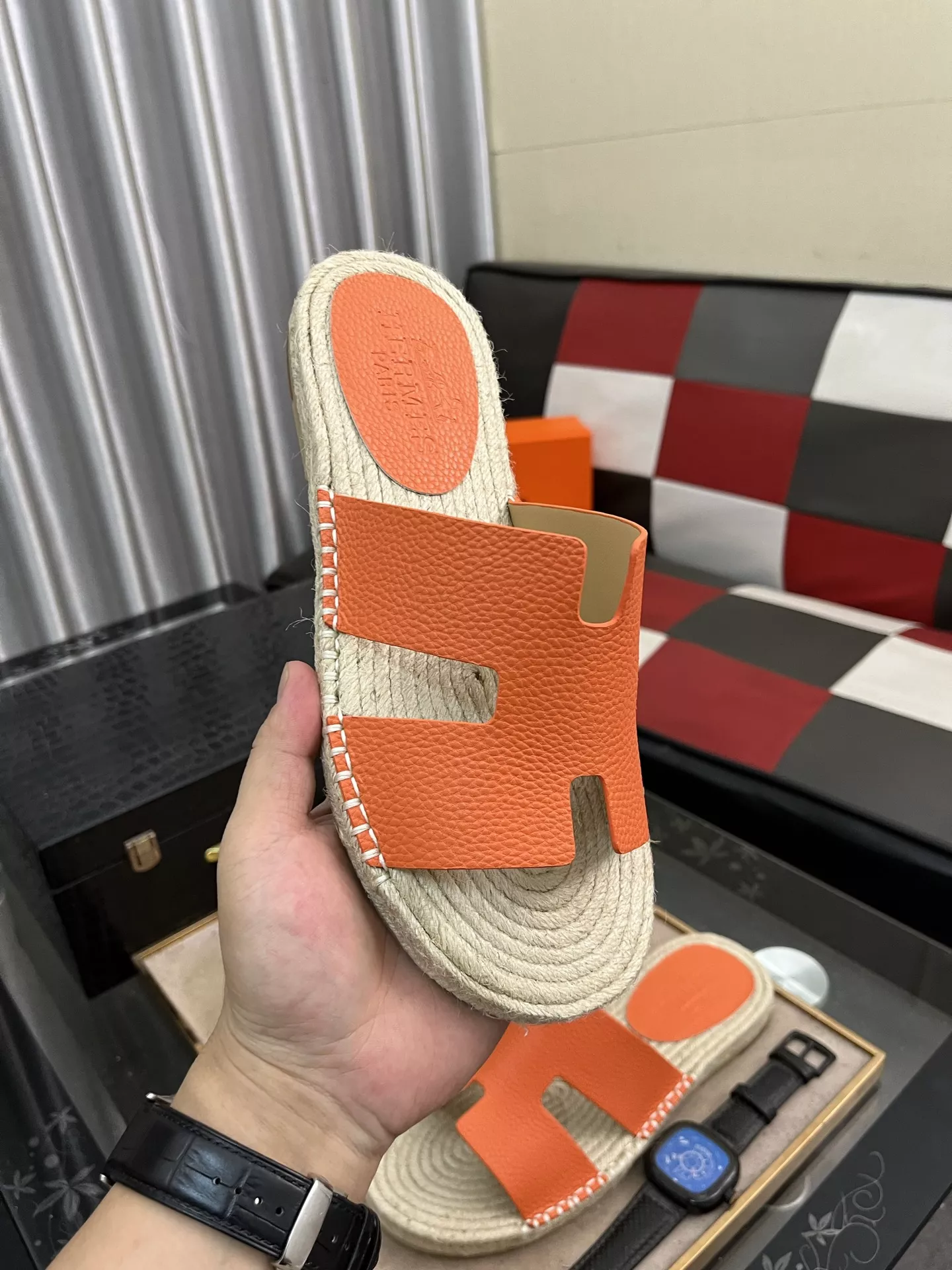 Resilient 8997 Hermes Slippers For Men