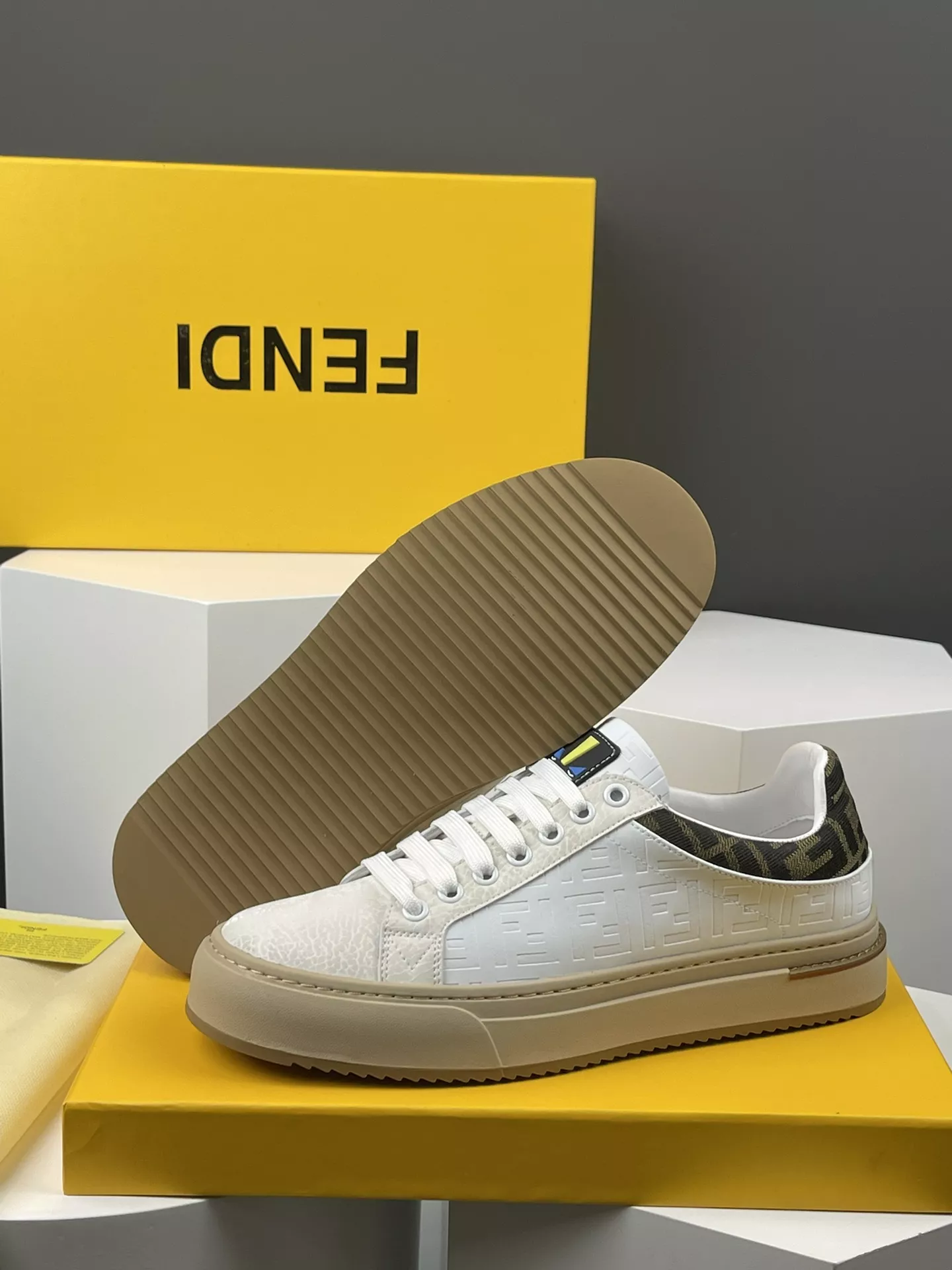 Resilient 9137 Fendi Casual Shoes For Men