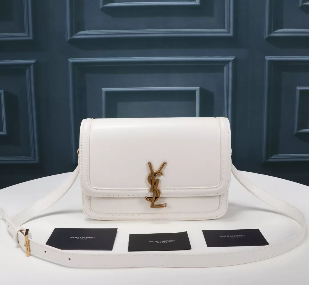 Resilient 9256 Yves Saint Laurent YSL AAA Quality Messenger Bags For Women