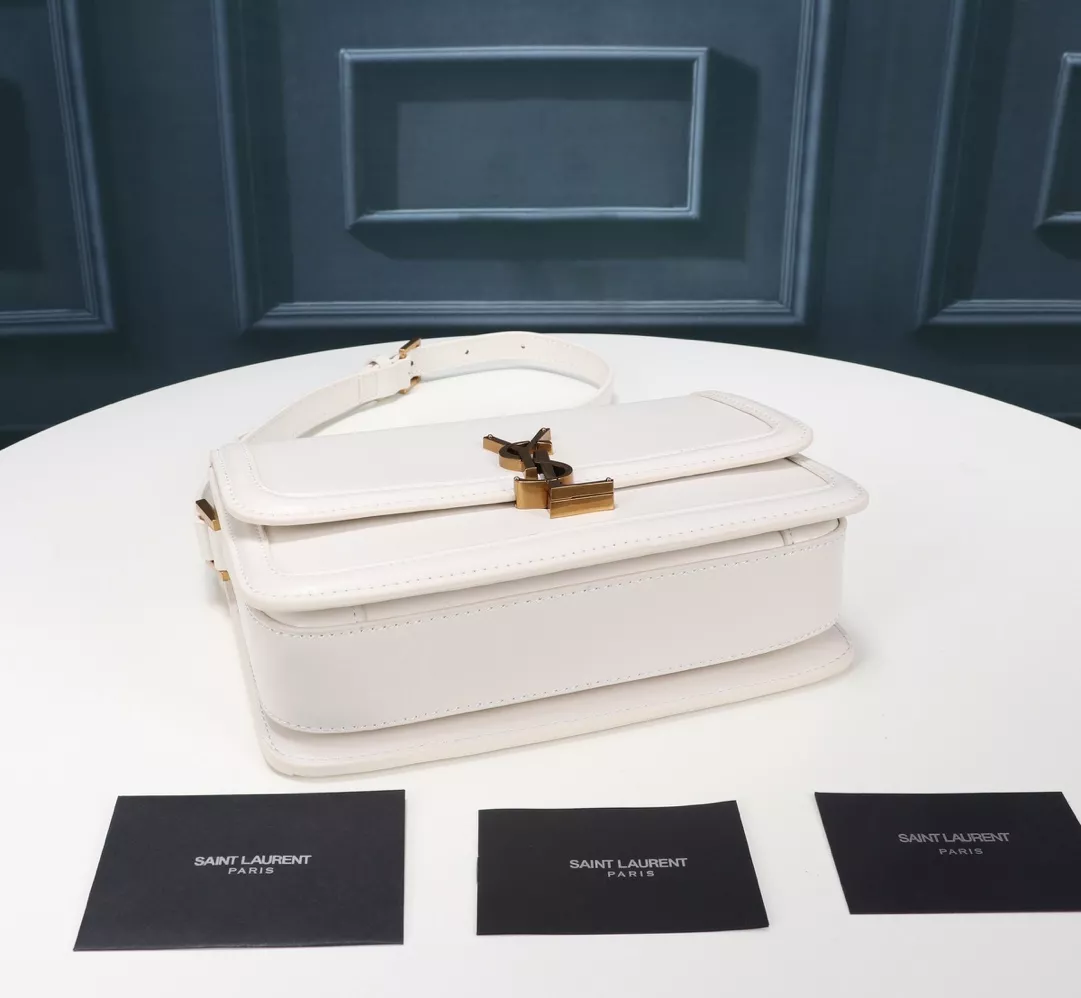 Resilient 9256 Yves Saint Laurent YSL AAA Quality Messenger Bags For Women