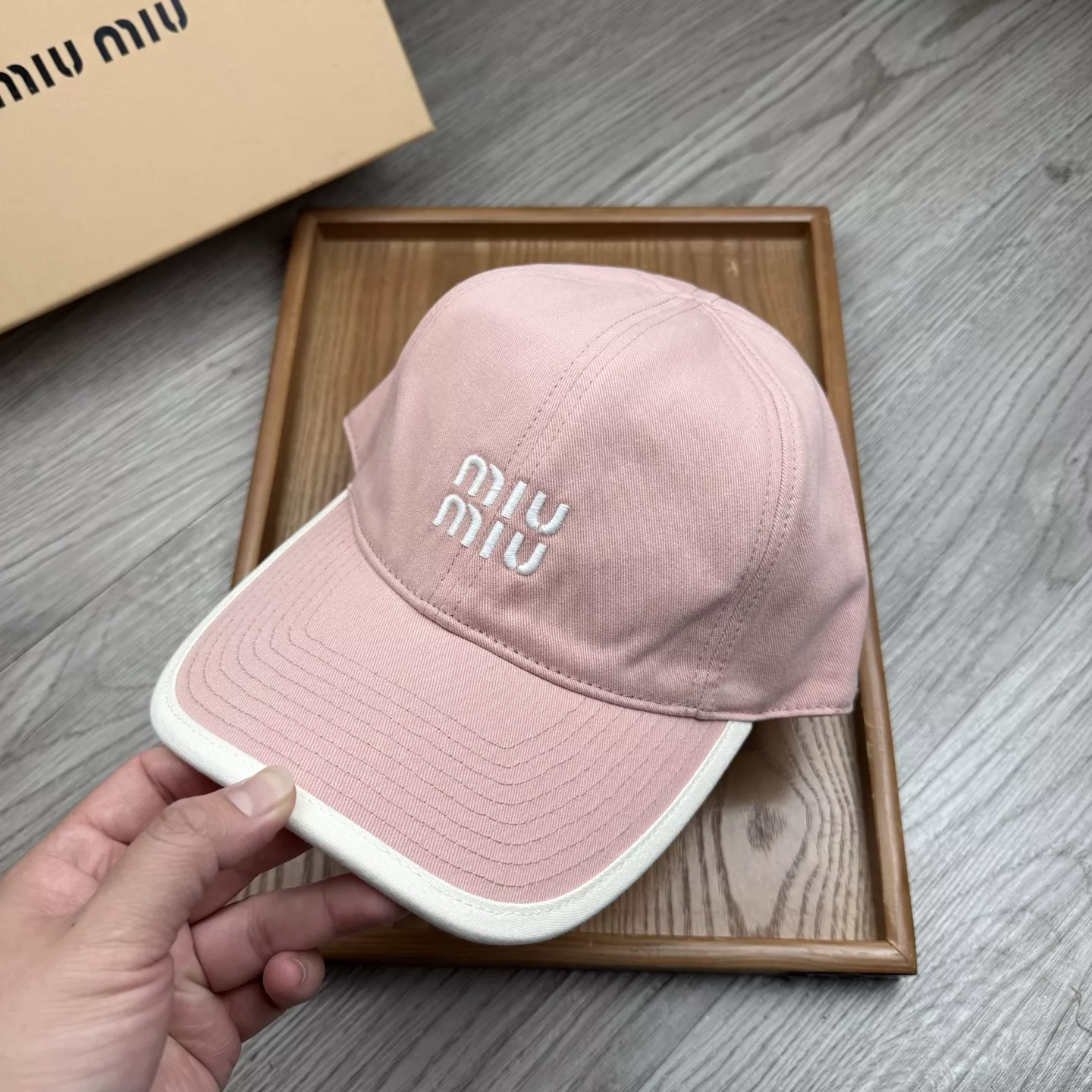Resilient 9317 MIU MIU Caps