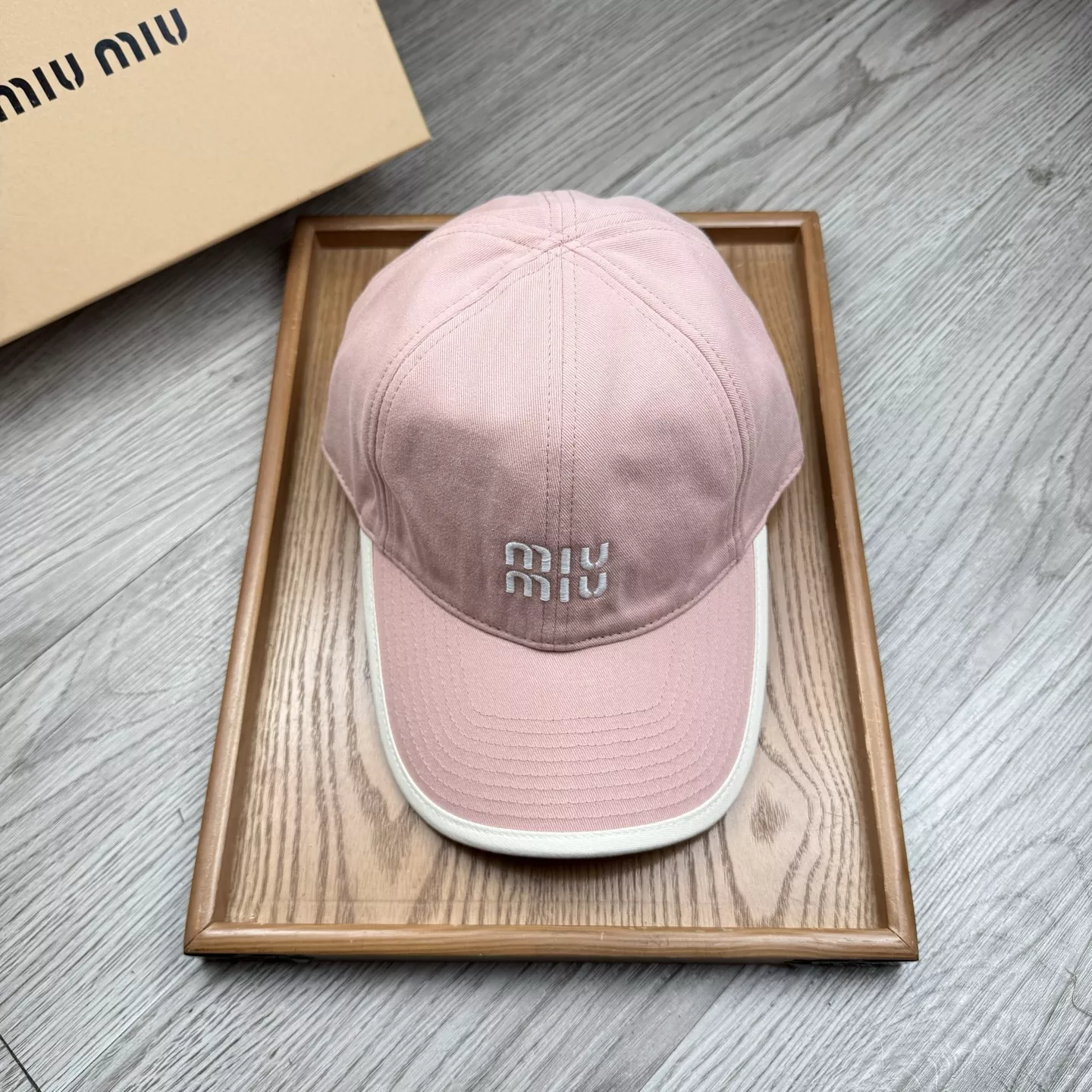 Resilient 9317 MIU MIU Caps
