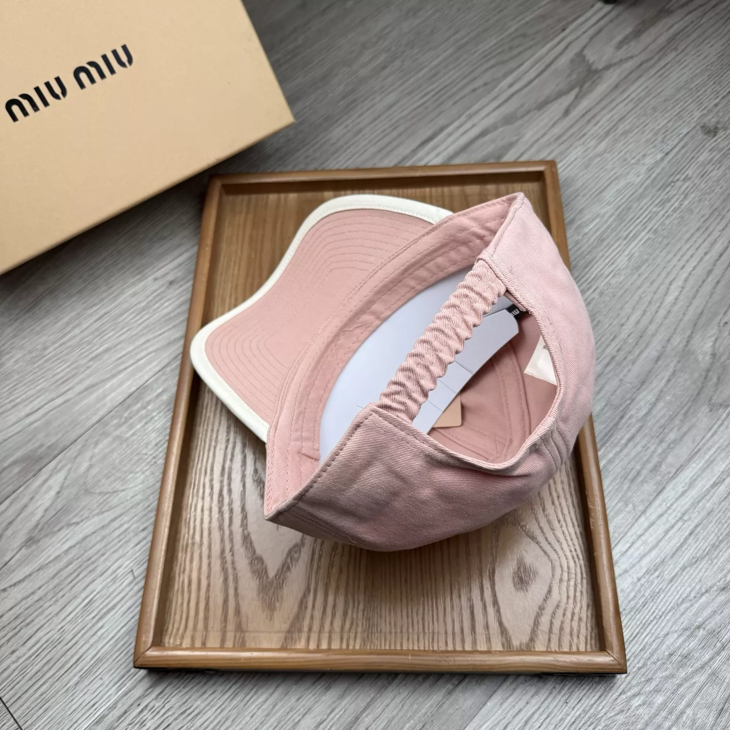 Resilient 9317 MIU MIU Caps