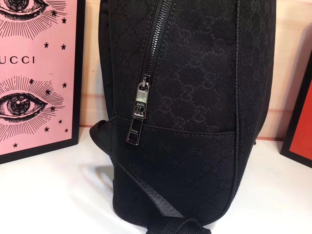 Resilient 9338 Gucci AAA Man Backpacks