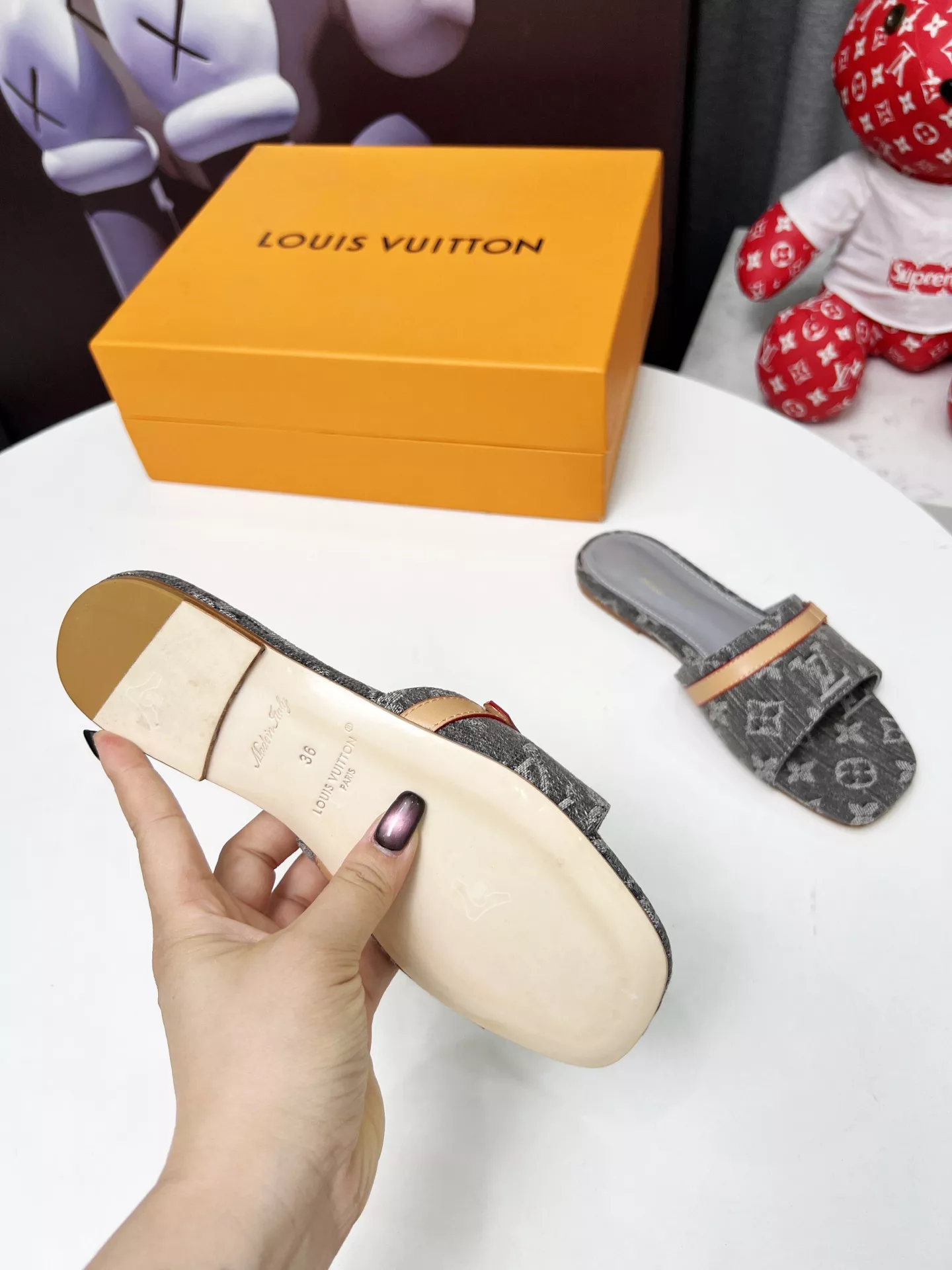 Resilient 9362 Louis Vuitton Slippers For Women