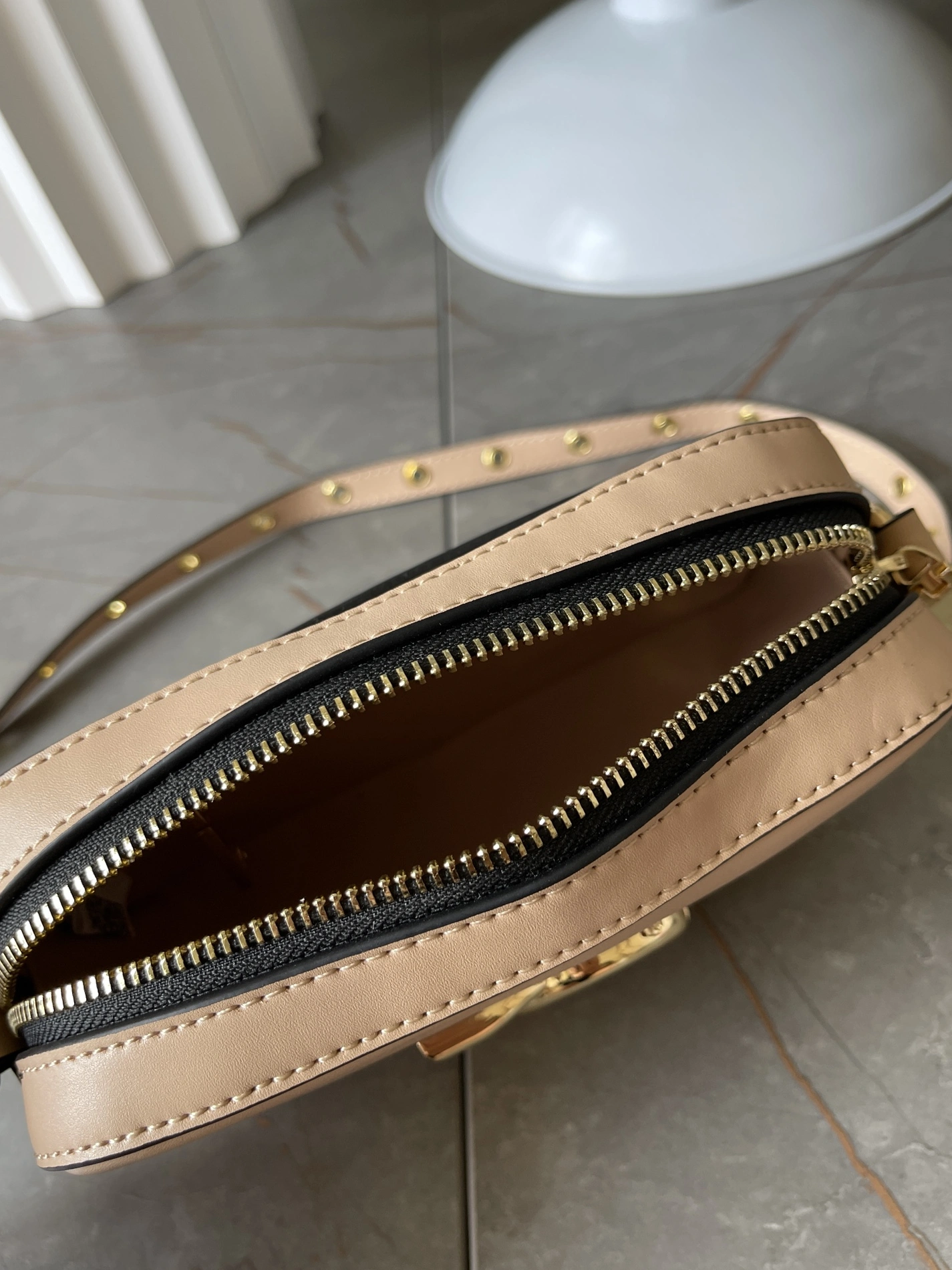 Resilient 950 Dolce & Gabbana D&G AAA Quality Messenger Bags For Women