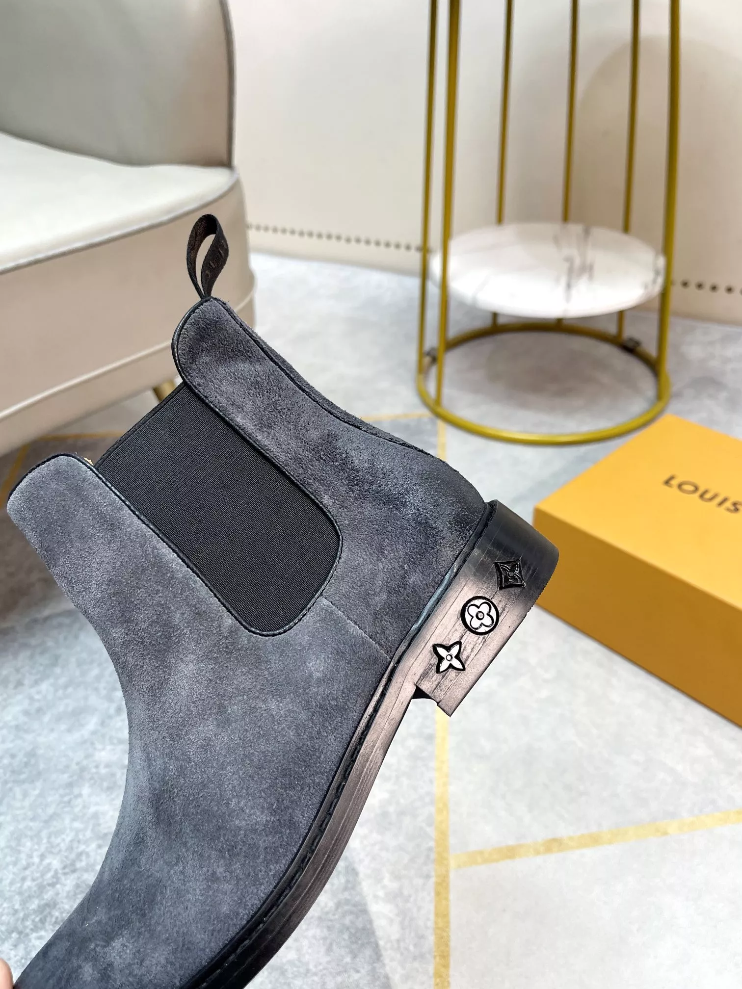 Resilient 9660 Louis Vuitton Boots For Men