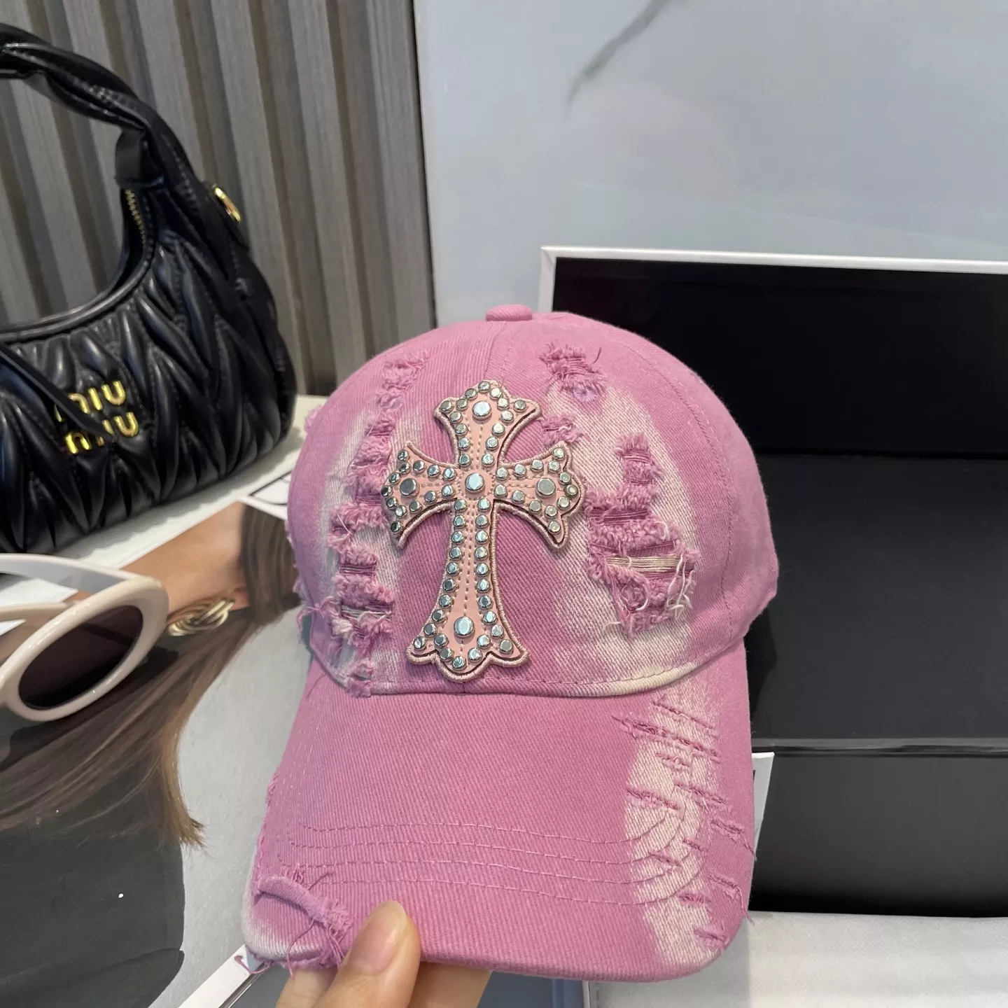 Resilient 973 Chrome Hearts Caps
