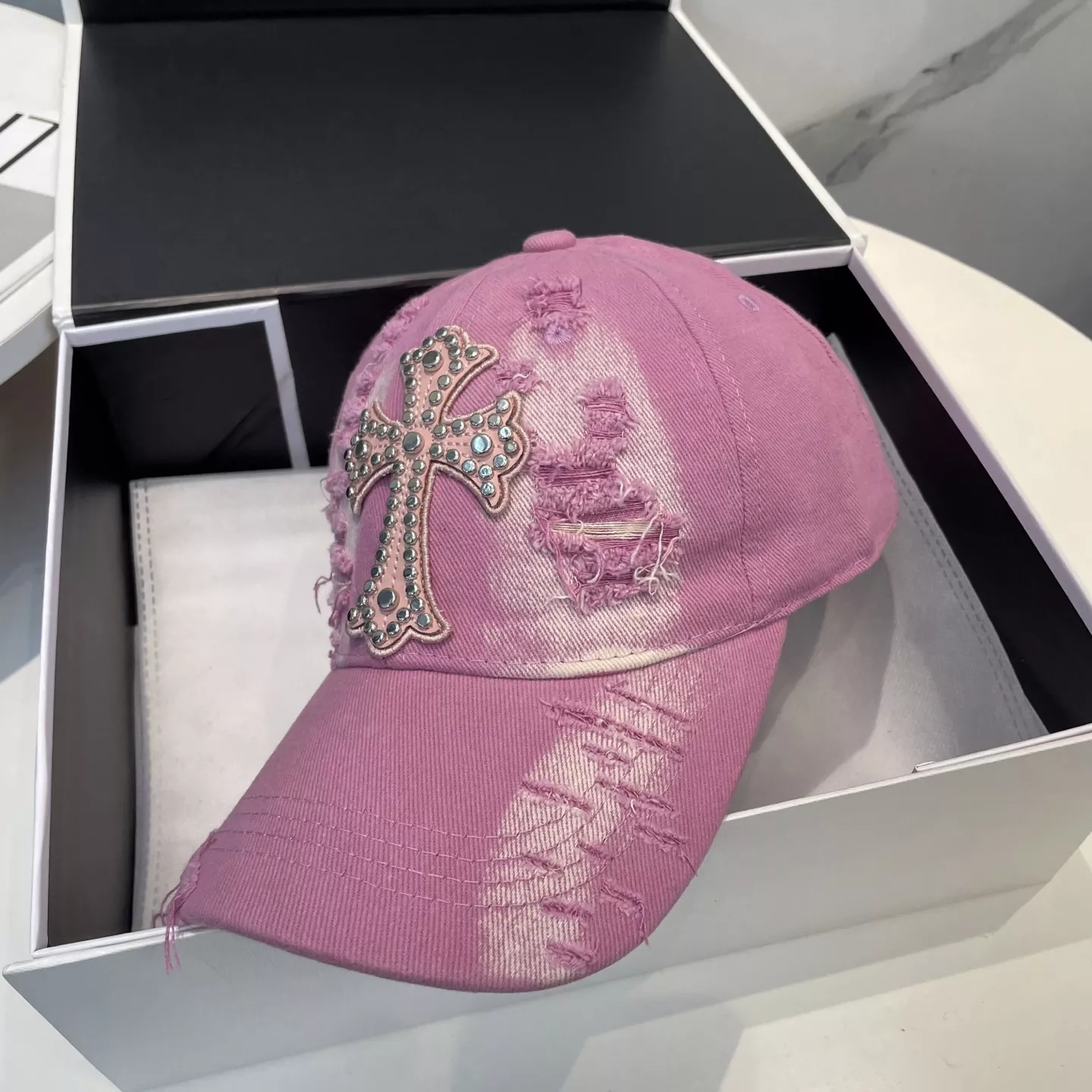 Resilient 973 Chrome Hearts Caps