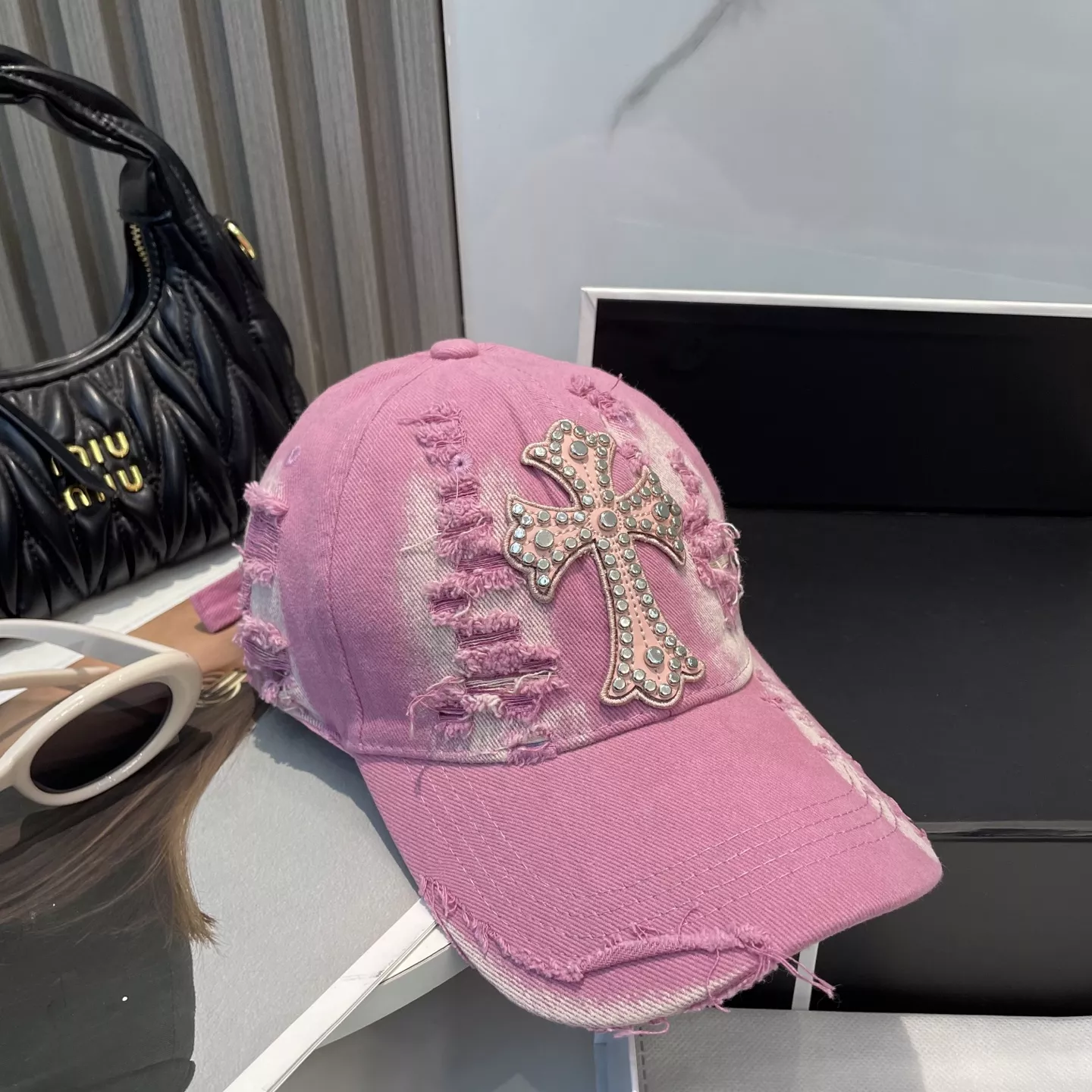 Resilient 973 Chrome Hearts Caps